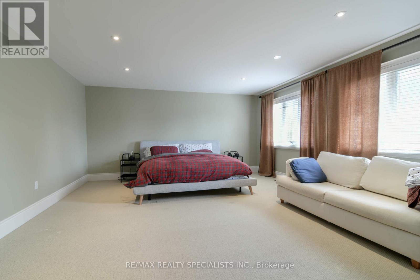 Upper - 7 Scott Drive, Richmond Hill, Ontario  L4C 6V5 - Photo 22 - N13160406