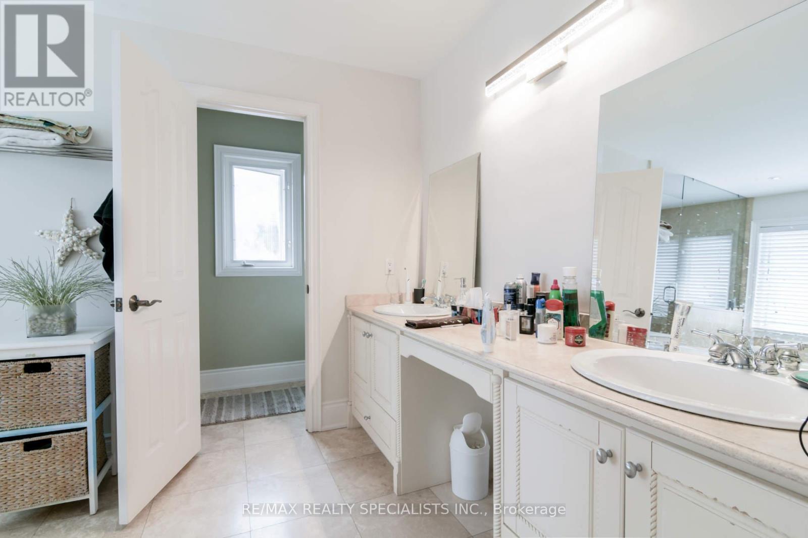 Upper - 7 Scott Drive, Richmond Hill, Ontario  L4C 6V5 - Photo 23 - N13160406
