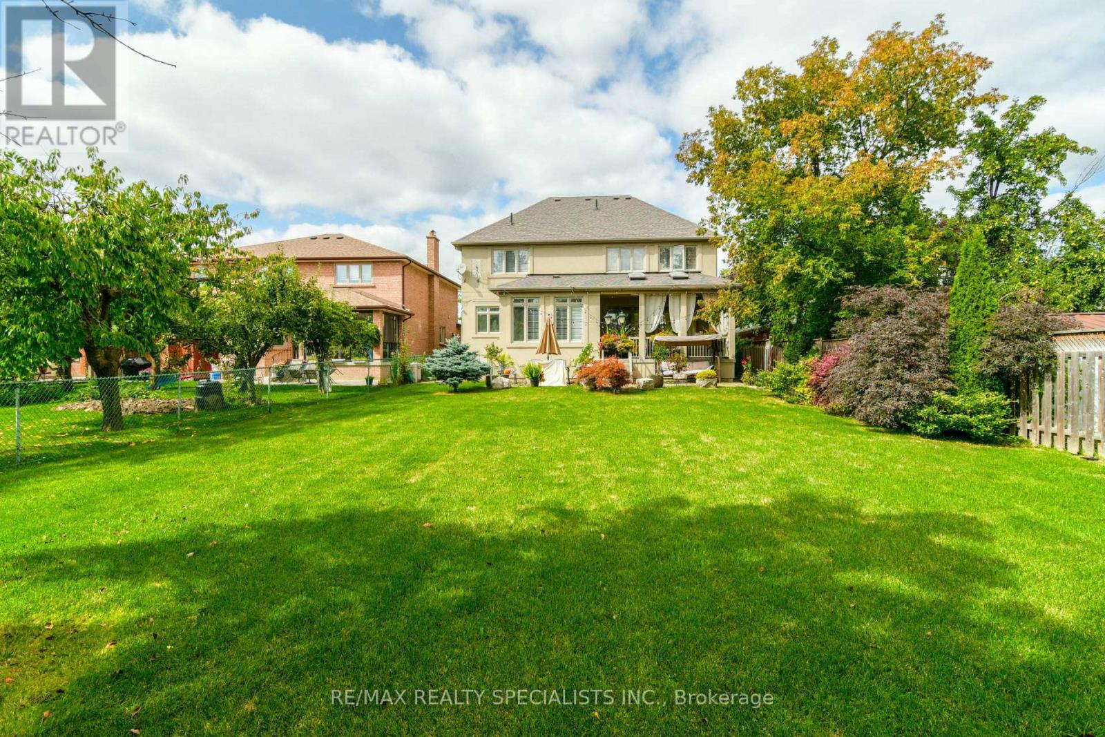 Upper - 7 Scott Drive, Richmond Hill, Ontario  L4C 6V5 - Photo 36 - N13160406
