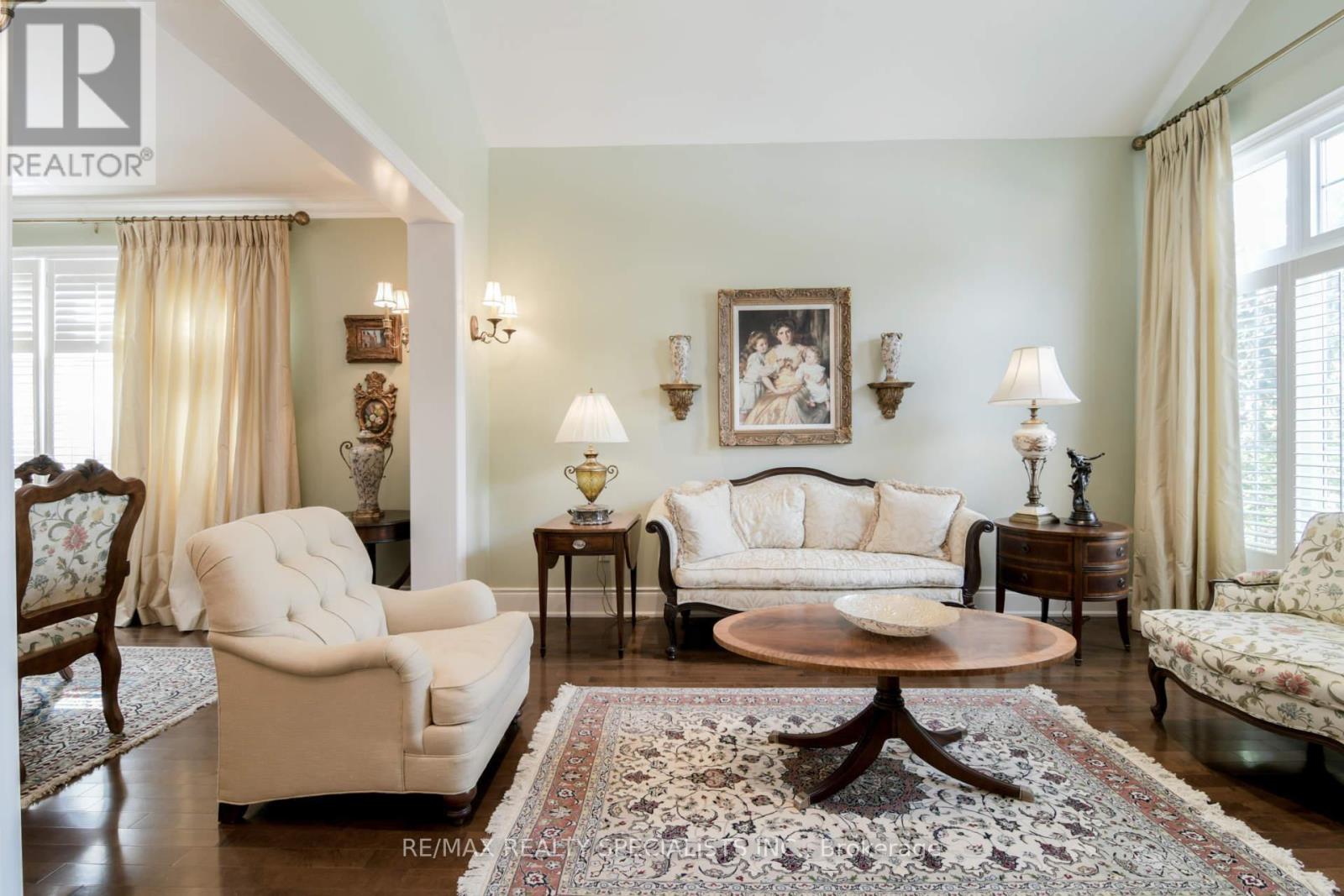 Upper - 7 Scott Drive, Richmond Hill, Ontario  L4C 6V5 - Photo 8 - N13160406