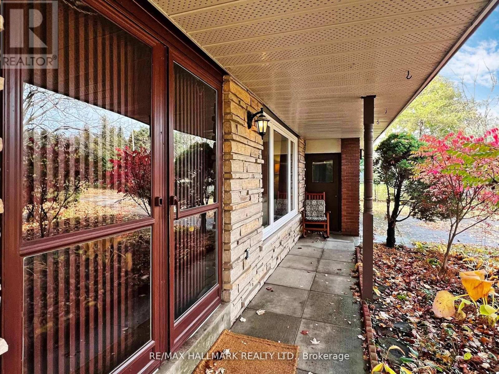 5193 Aurora Road, Whitchurch-Stouffville, Ontario  L4A 7X4 - Photo 6 - N13160458