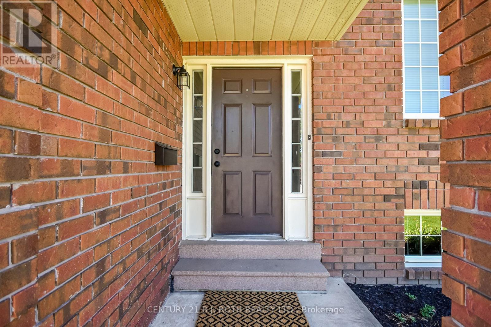 103 Herrell Avenue, Barrie, Ontario  L4N 6T9 - Photo 3 - S13160320