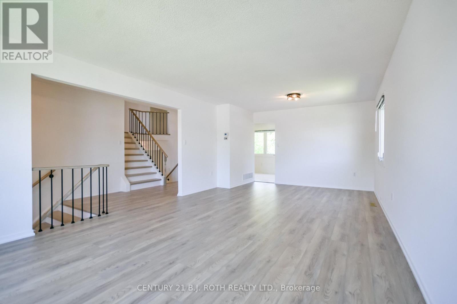 103 Herrell Avenue, Barrie, Ontario  L4N 6T9 - Photo 7 - S13160320