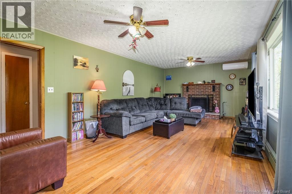 1898 Waterside Drive, Cambridge-Narrows, New Brunswick  E4C 1Z1 - Photo 10 - NB140104
