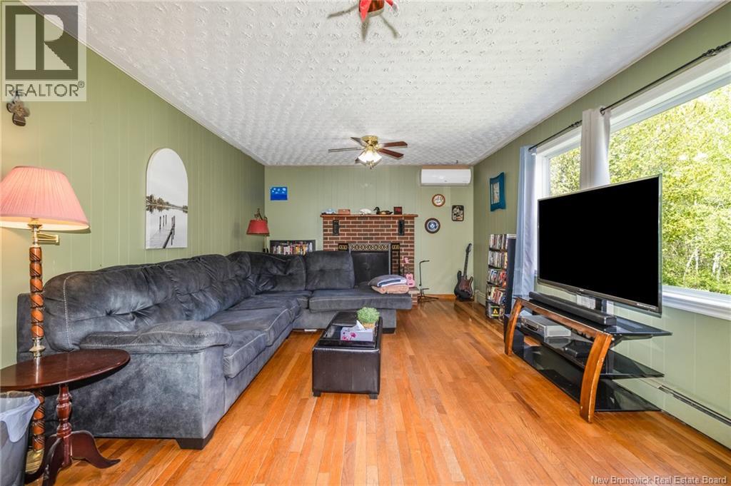 1898 Waterside Drive, Cambridge-Narrows, New Brunswick  E4C 1Z1 - Photo 11 - NB140104