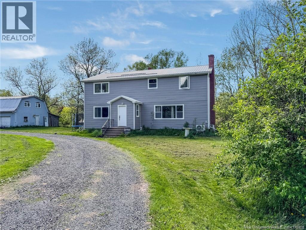 1898 Waterside Drive, Cambridge-Narrows, New Brunswick  E4C 1Z1 - Photo 3 - NB140104