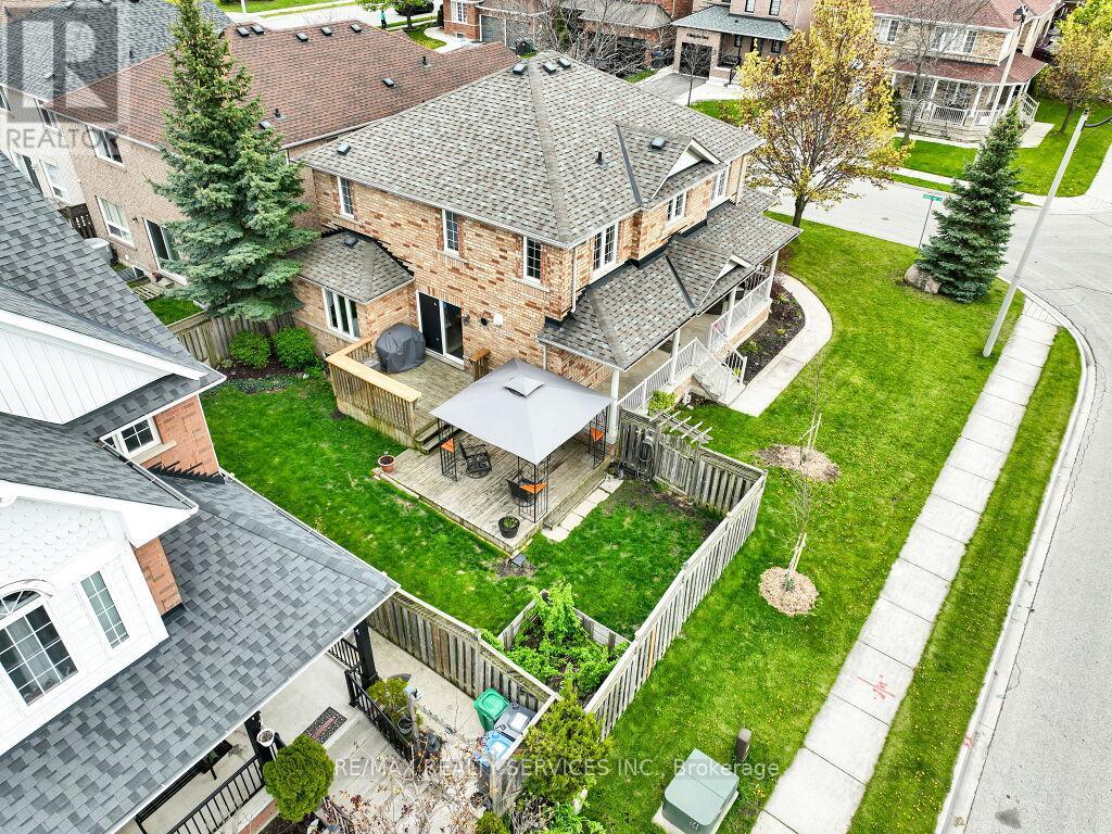 21 Filbert Way, Brampton, Ontario  L7A 3G2 - Photo 39 - W13133608