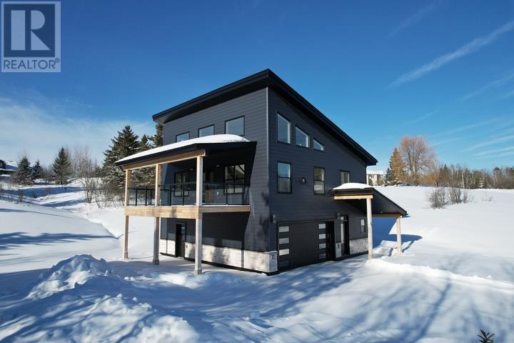 87 Anderson Rd, Sault Ste. Marie, Ontario  P6C 6G5 - Photo 4 - SM260121