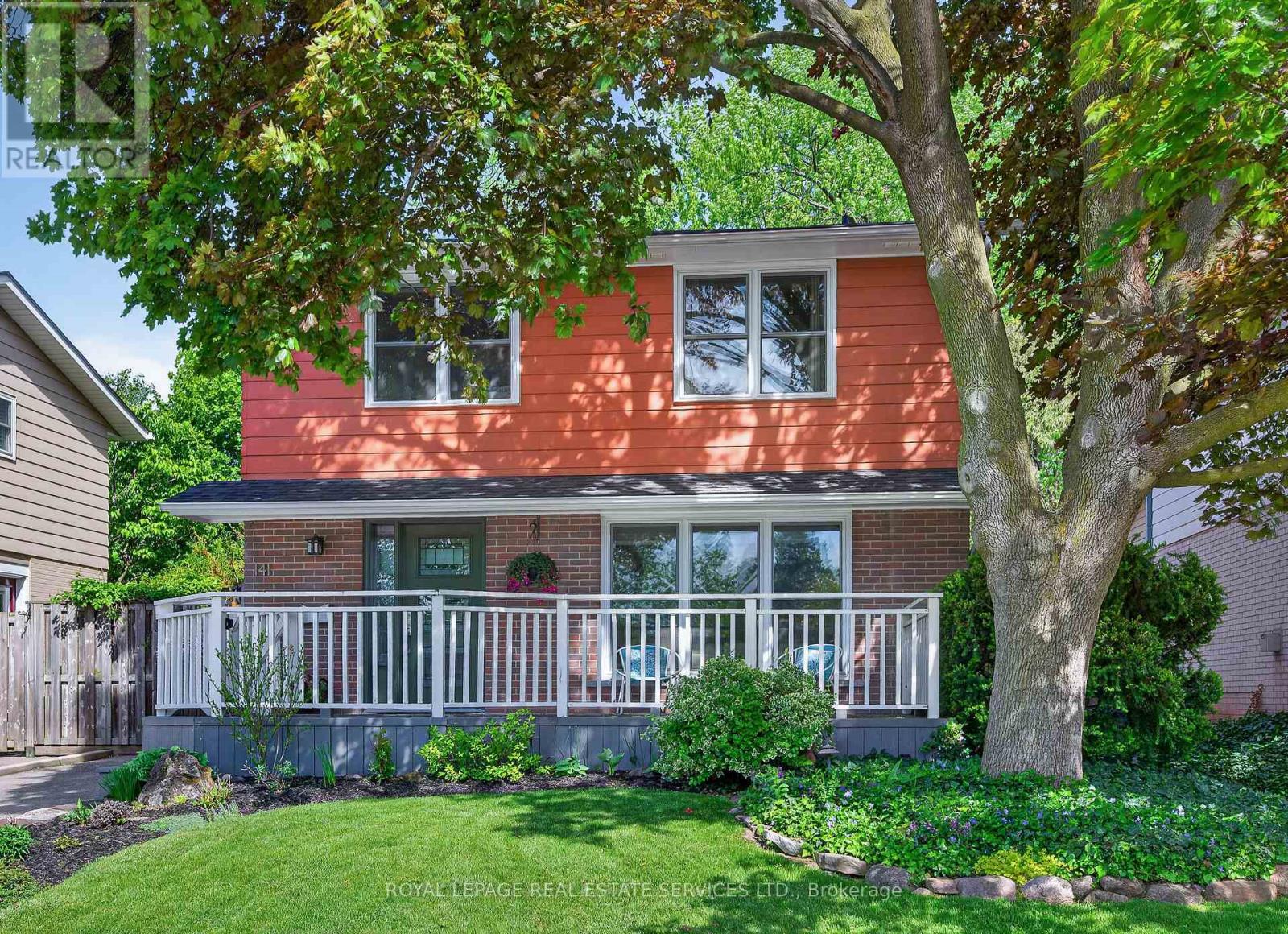 141 Oakdale Drive, Oakville, Ontario  L6H 1J4 - Photo 1 - W13160294