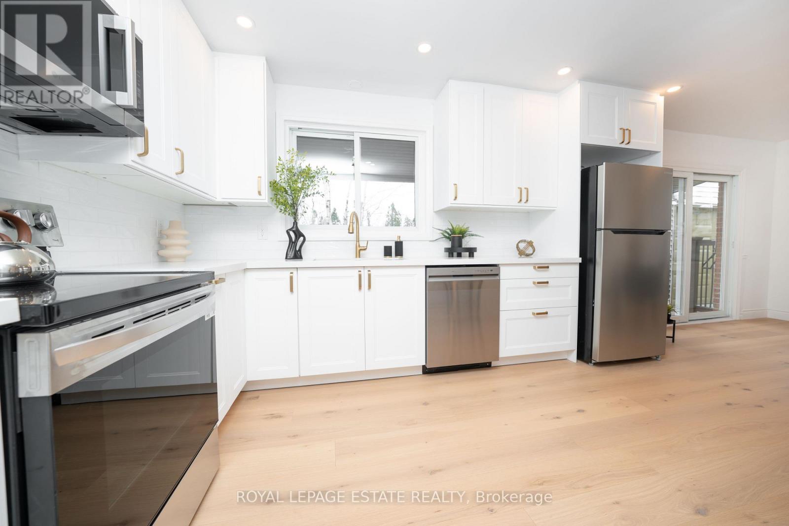 474 Sandlewood Road, Oakville, Ontario  L6L 3S4 - Photo 7 - W13160296