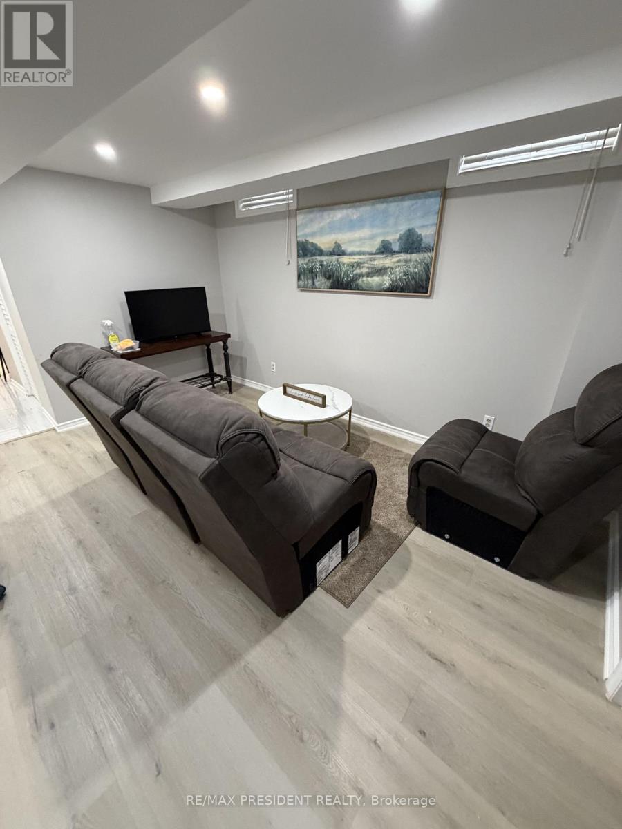 Basement - 6760 Darcel Avenue, Mississauga, Ontario  L4T 2W3 - Photo 3 - W13160310