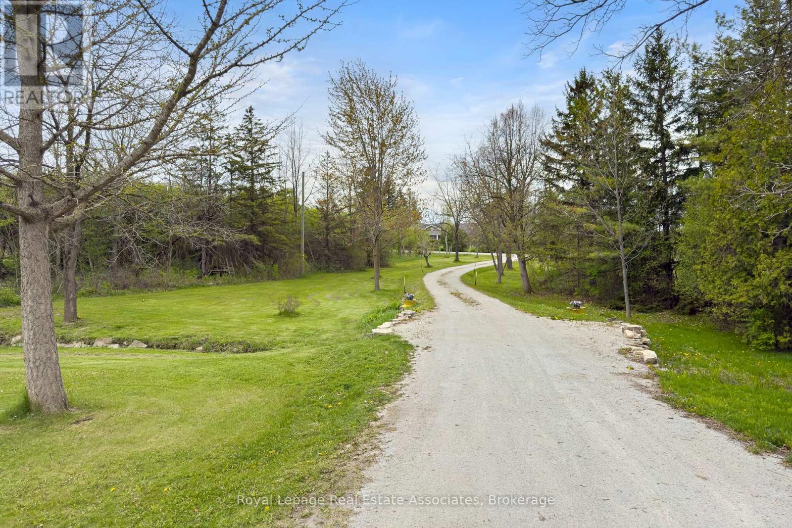 9225 Dublin Line, Halton Hills, Ontario  L9T 2X7 - Photo 46 - W13160346