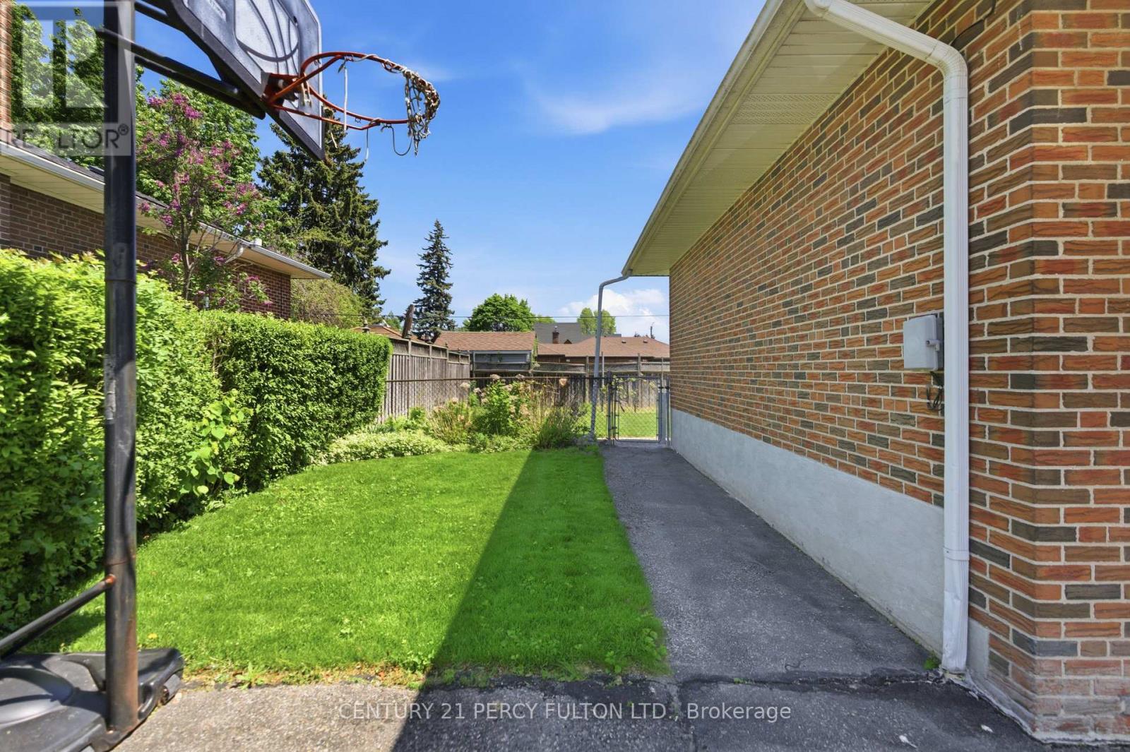 2553 Stillmeadow Road, Mississauga, Ontario  L5B 1X8 - Photo 37 - W13160350