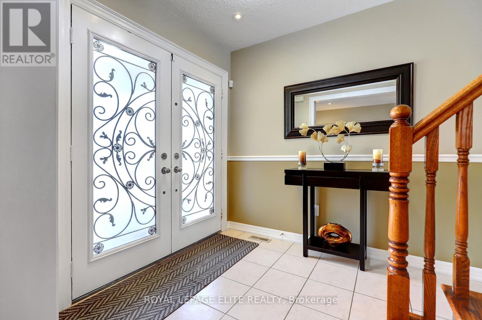 1094 Hepburn Road, Milton, Ontario  L9T 6X5 - Photo 5 - W13160354