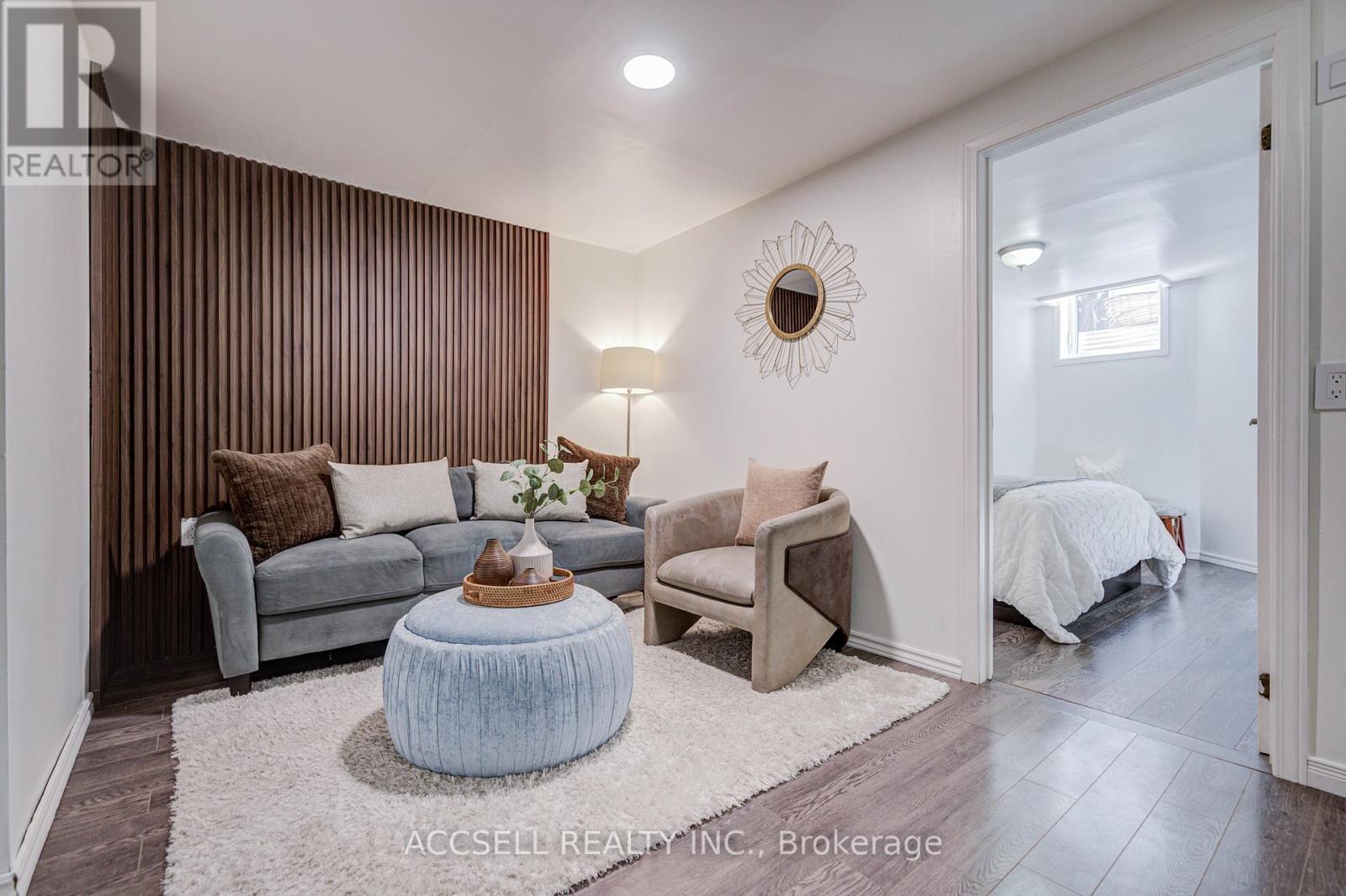 527 Wallenberg Crescent, Mississauga, Ontario L5B 3L8 - Photo 40 - W13160400