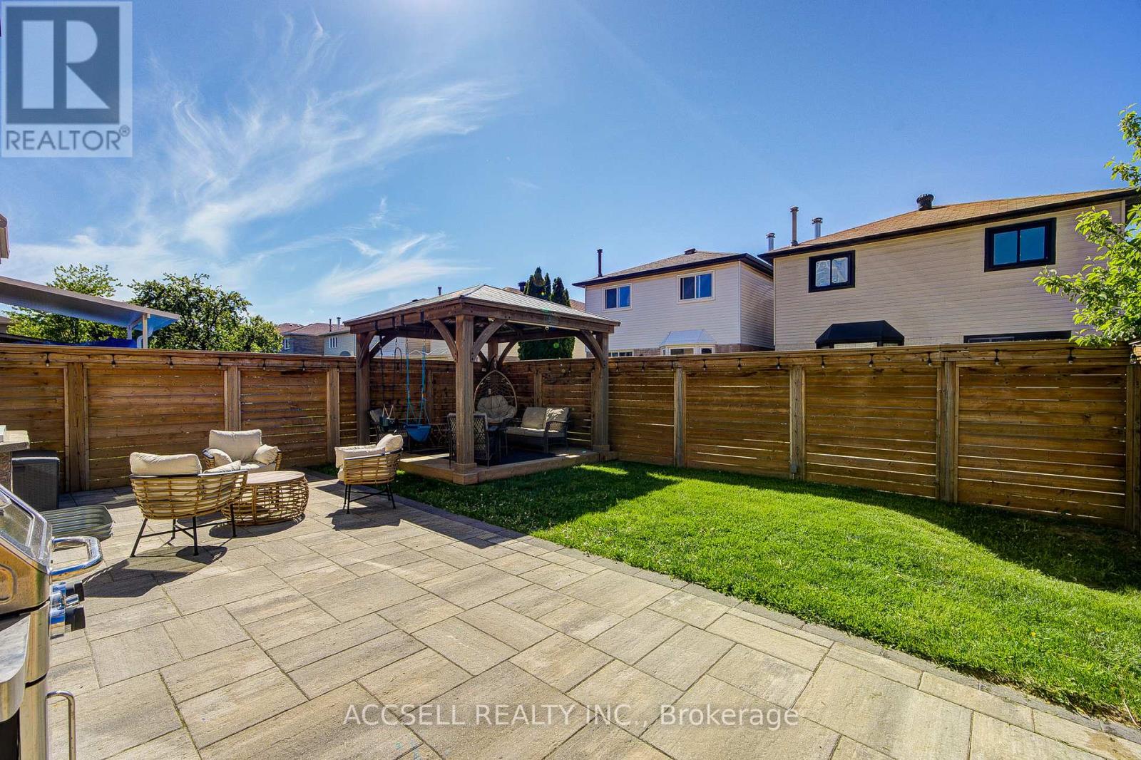 527 Wallenberg Crescent, Mississauga, Ontario L5B 3L8 - Photo 43 - W13160400