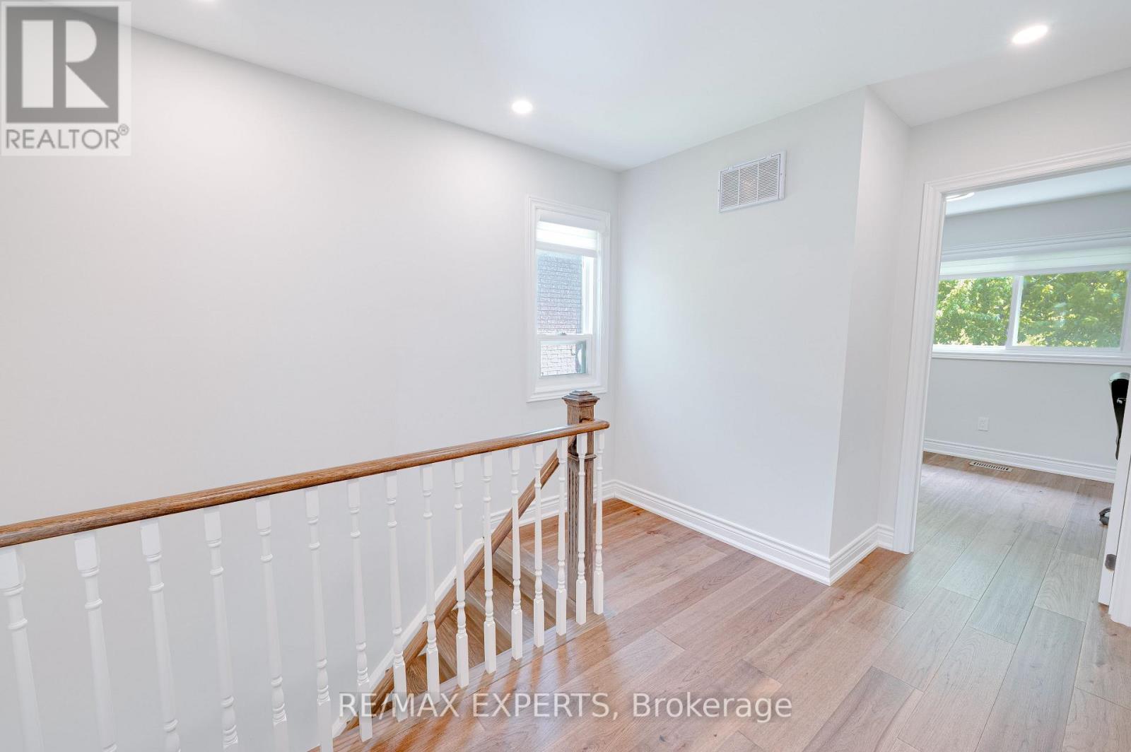 30 Rolling Hills Lane, Caledon, Ontario  L7E 1T9 - Photo 13 - W13160402