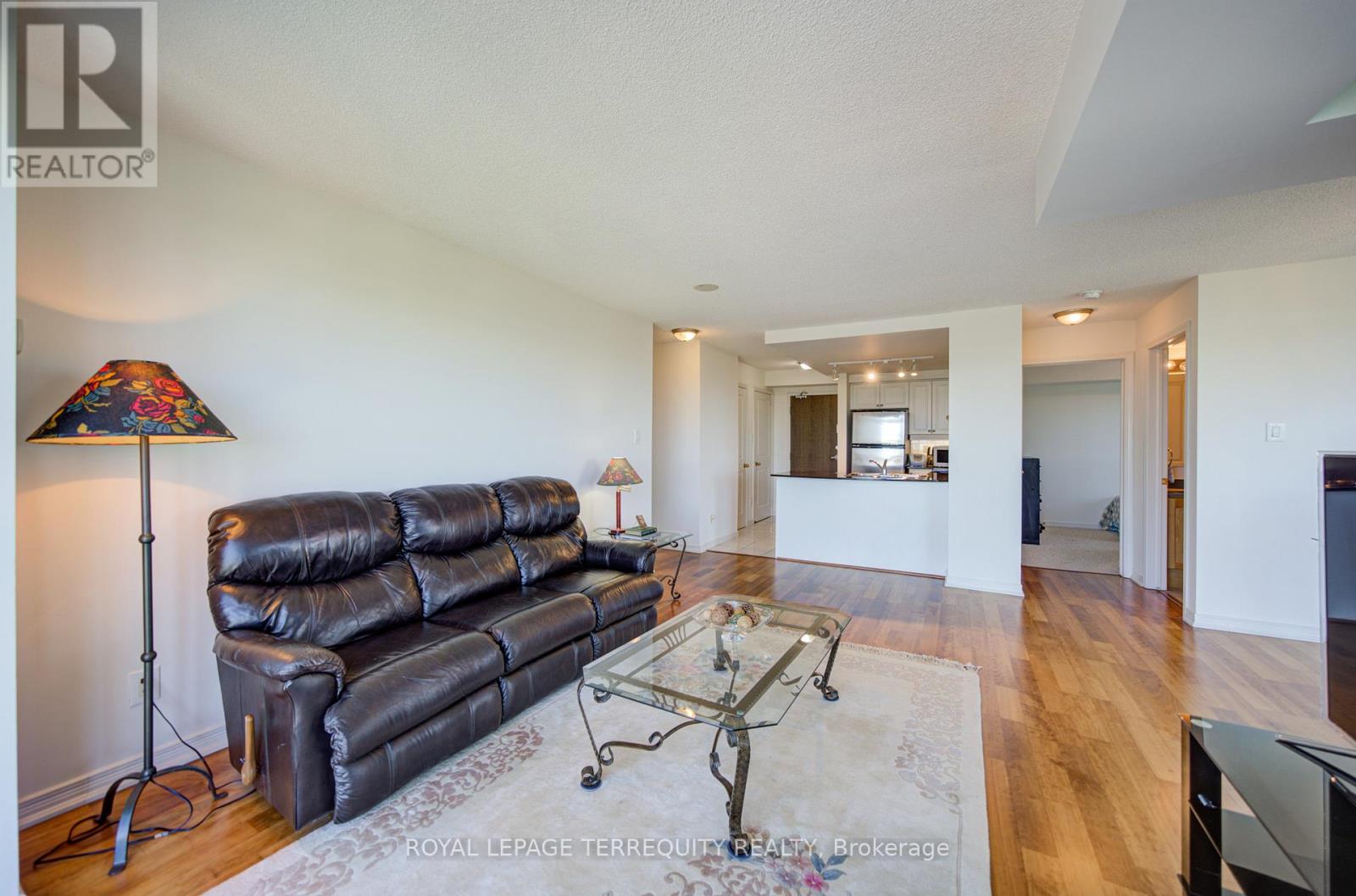 2311 - 9 George Street N, Brampton, Ontario  L6X 0T6 - Photo 17 - W13160422