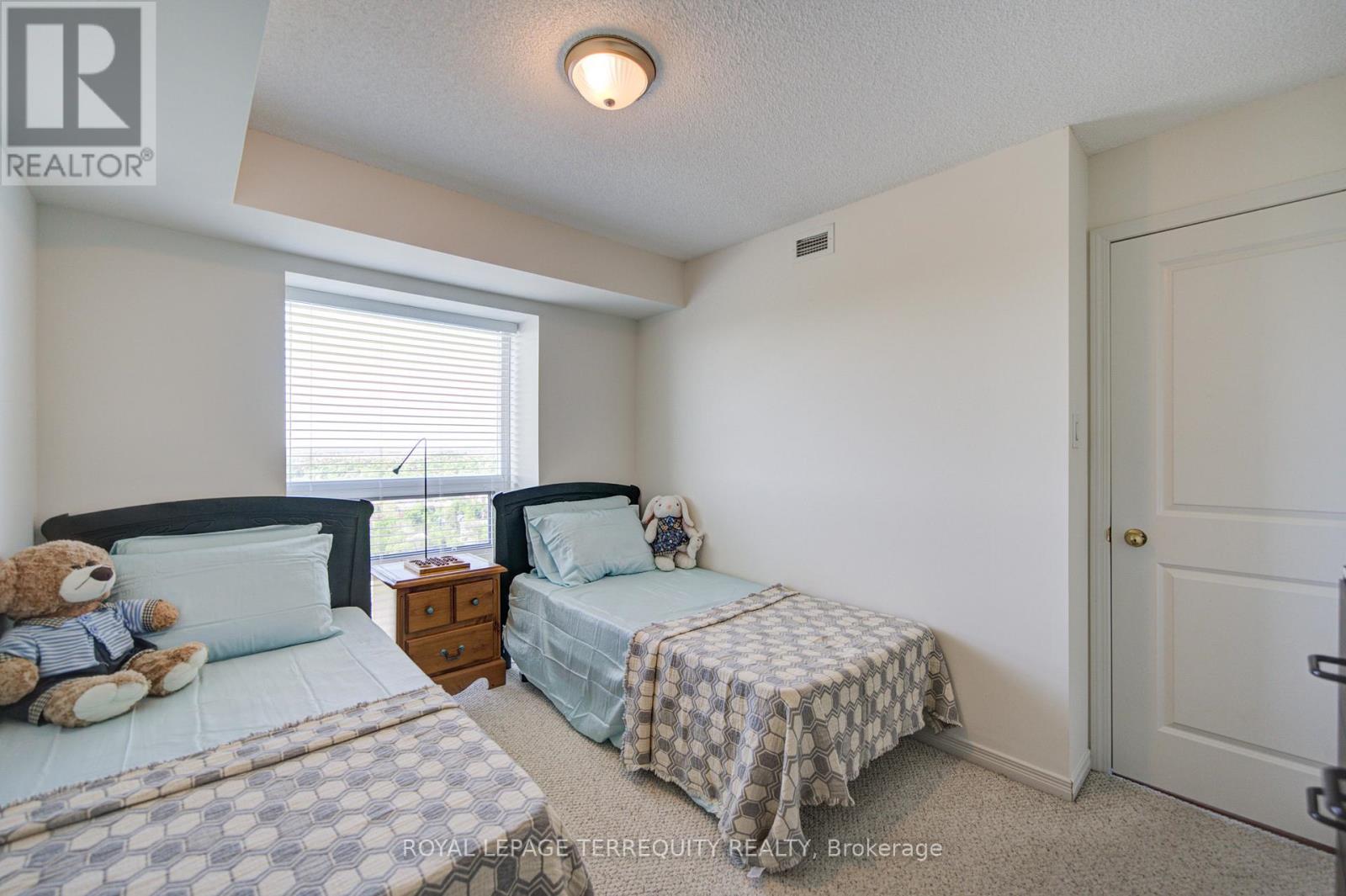 2311 - 9 George Street N, Brampton, Ontario  L6X 0T6 - Photo 31 - W13160422