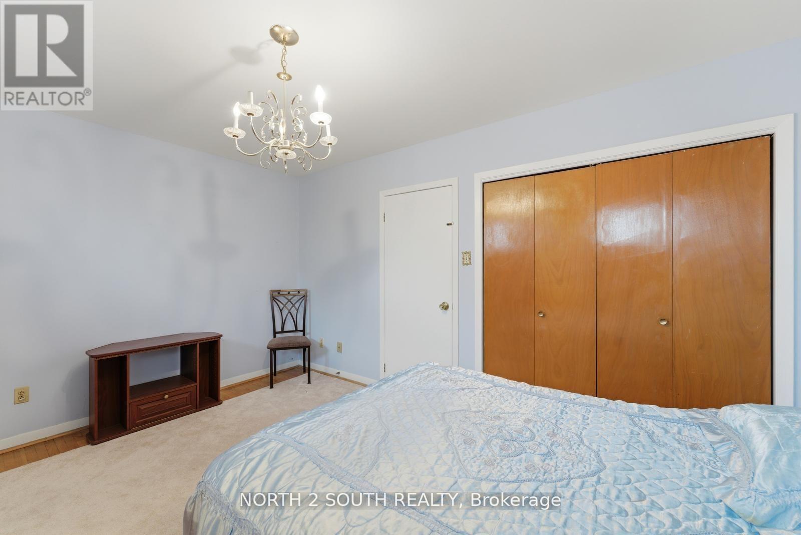 24 Vanderbrent Crescent, Toronto, Ontario  M9R 3W8 - Photo 26 - W13160460