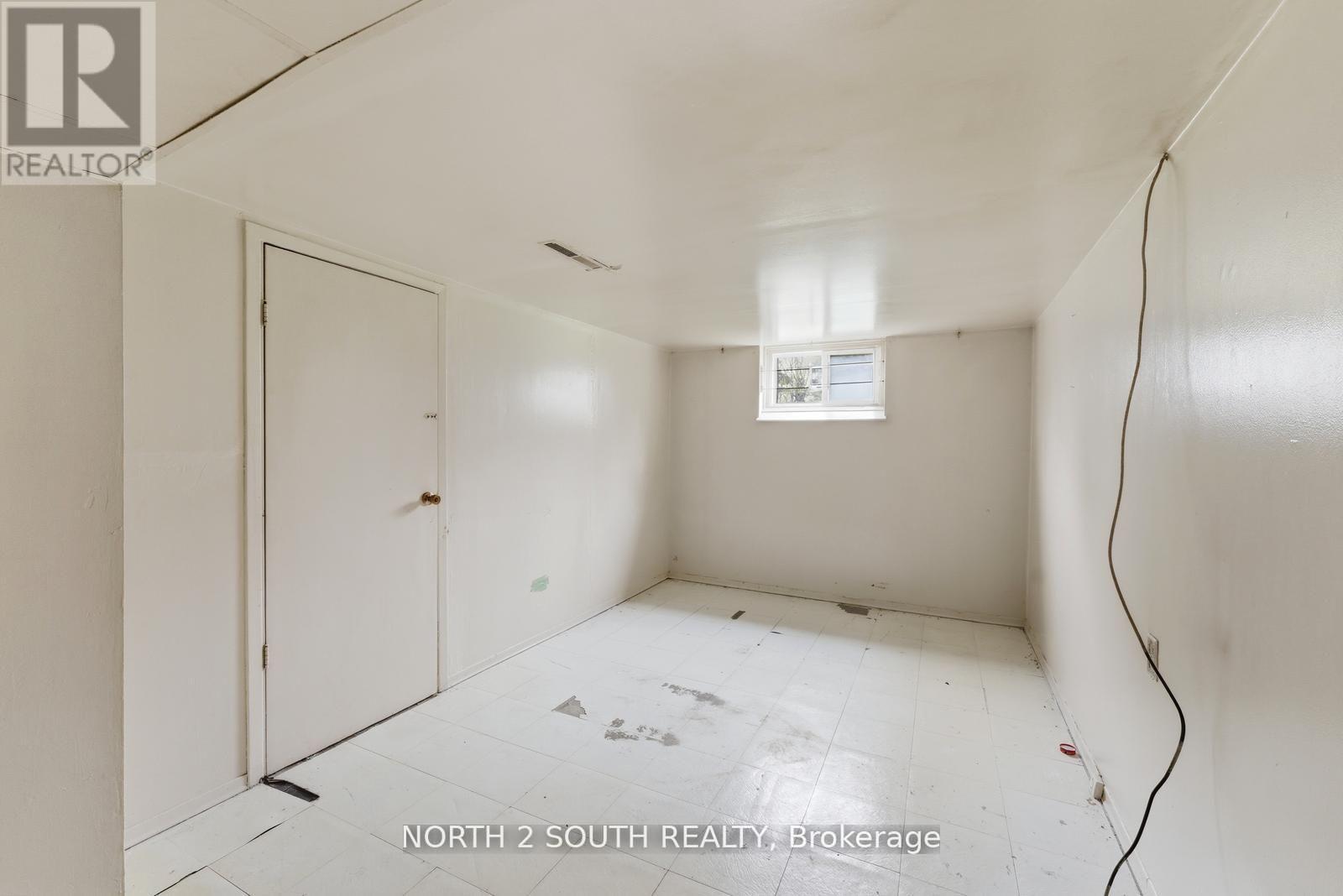 24 Vanderbrent Crescent, Toronto, Ontario  M9R 3W8 - Photo 31 - W13160460