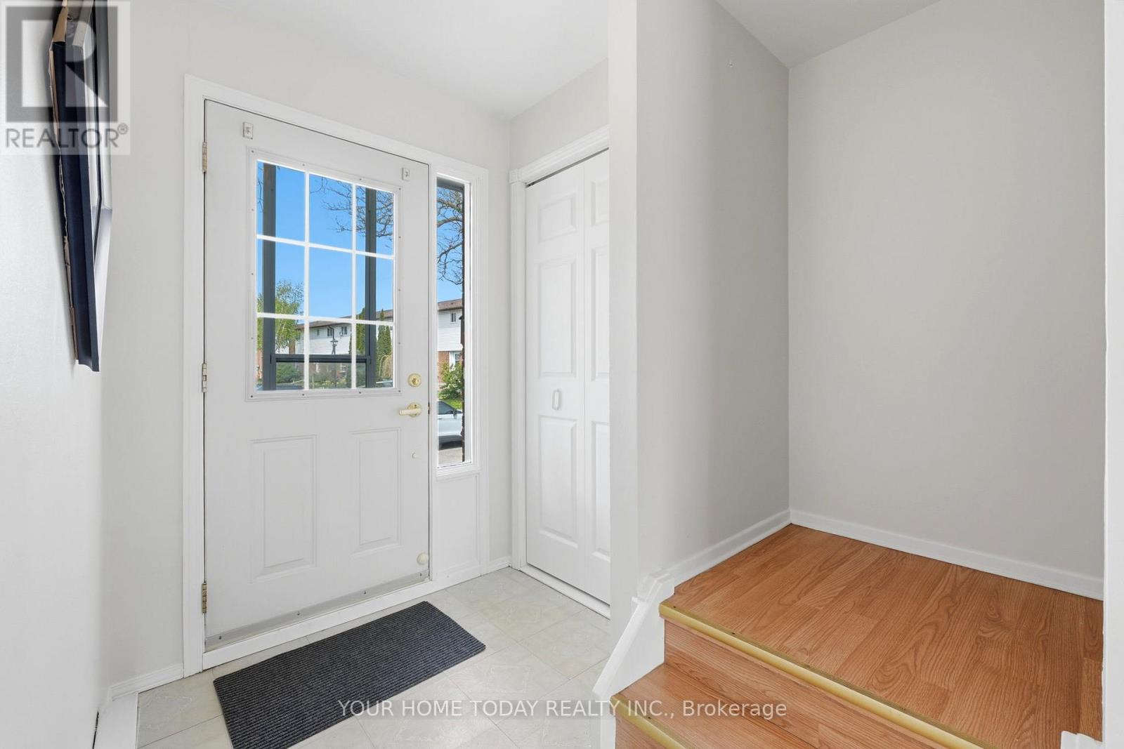 116 Kingham Road, Halton Hills, Ontario  L7J 1S4 - Photo 3 - W13160464