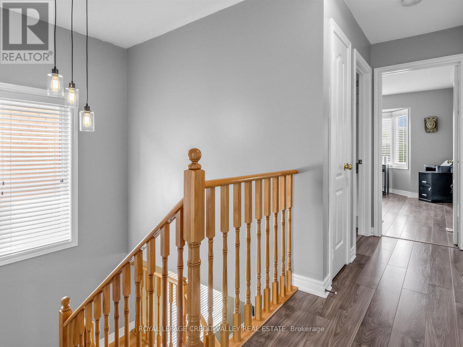 144 Mccready Drive, Milton, Ontario  L9T 0V5 - Photo 3 - W13160472