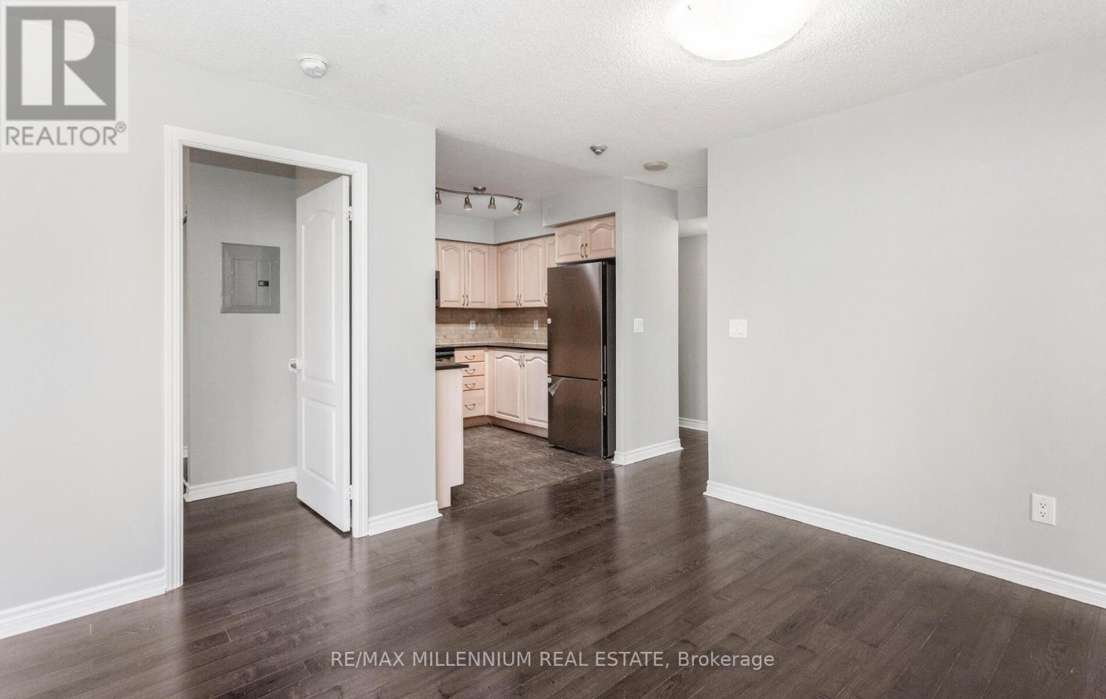 2111 - 4090 Living Arts Drive, Mississauga, Ontario  L5B 4M8 - Photo 25 - W13160534