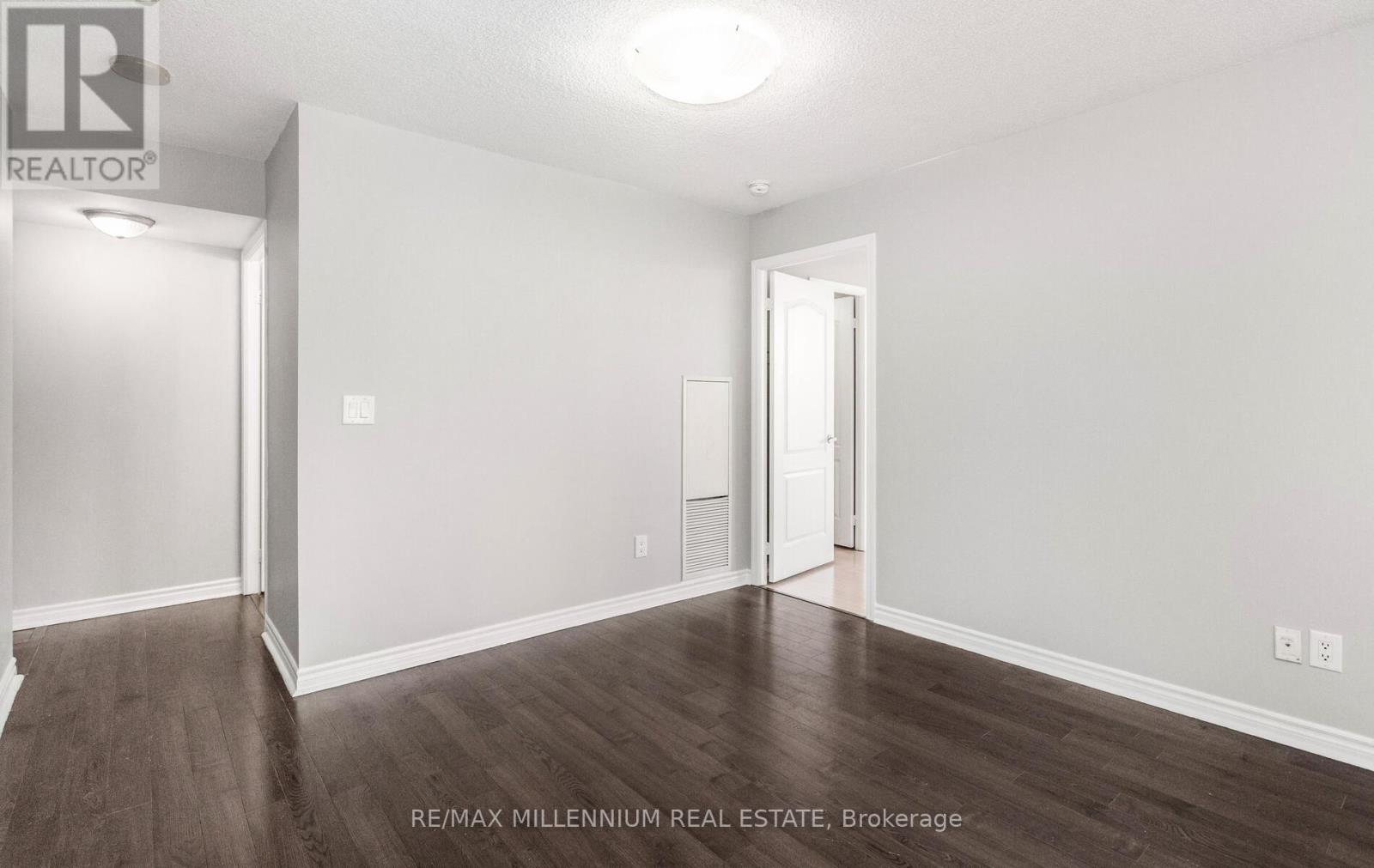 2111 - 4090 Living Arts Drive, Mississauga, Ontario  L5B 4M8 - Photo 26 - W13160534