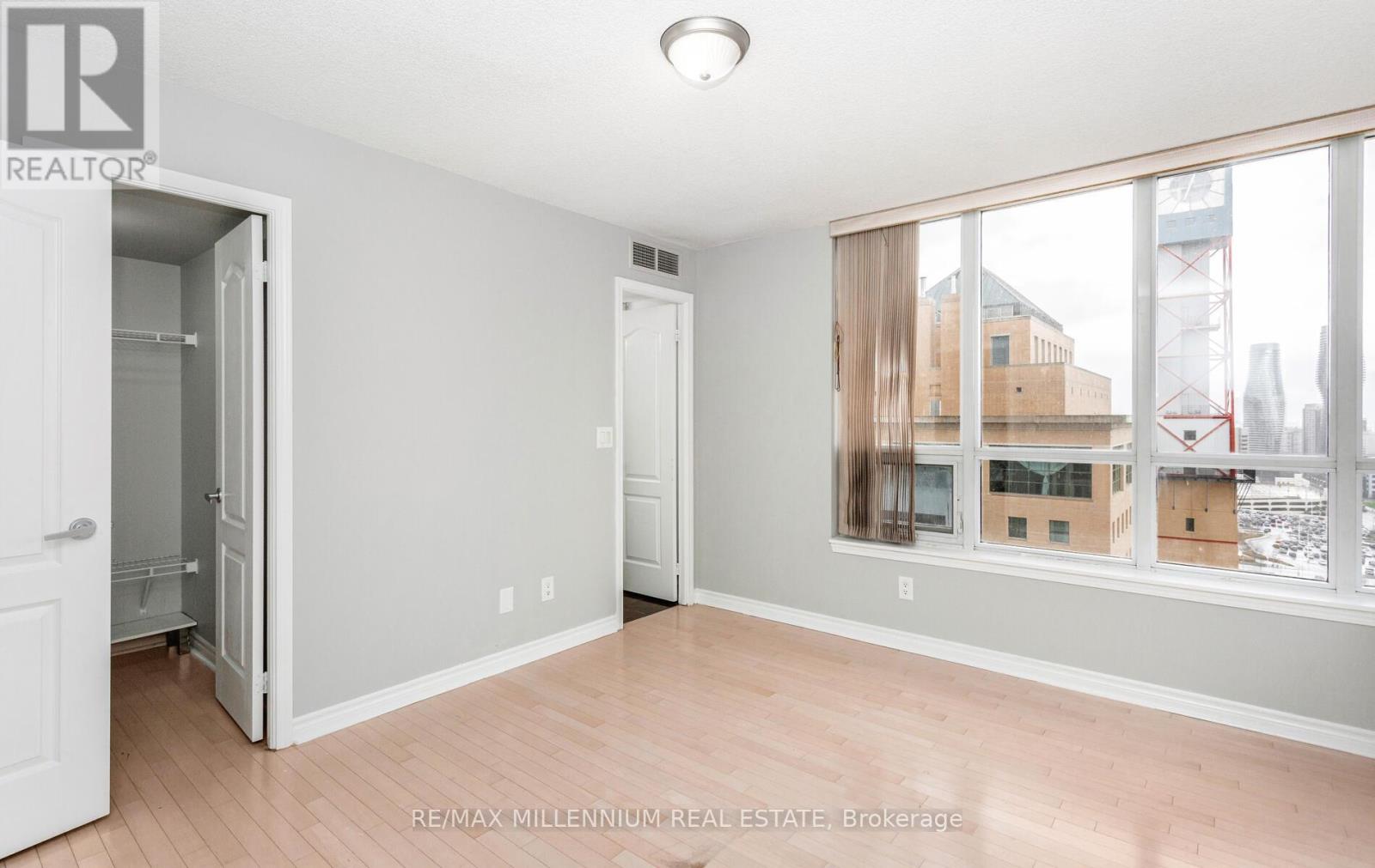 2111 - 4090 Living Arts Drive, Mississauga, Ontario  L5B 4M8 - Photo 30 - W13160534