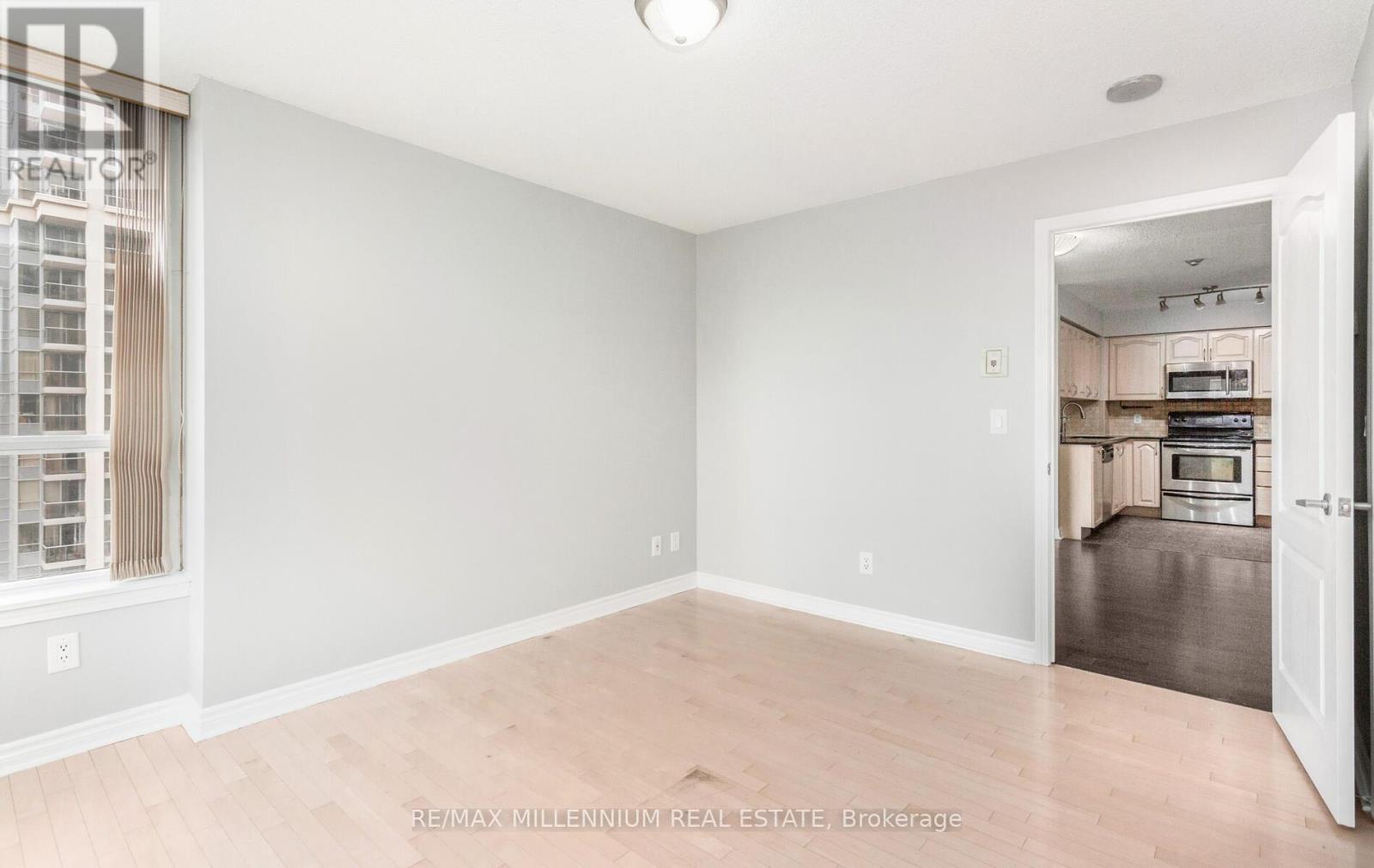2111 - 4090 Living Arts Drive, Mississauga, Ontario  L5B 4M8 - Photo 31 - W13160534