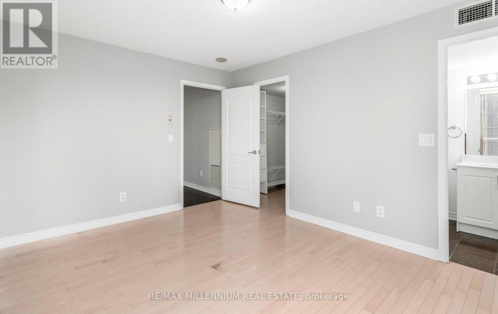 2111 - 4090 Living Arts Drive, Mississauga, Ontario  L5B 4M8 - Photo 32 - W13160534