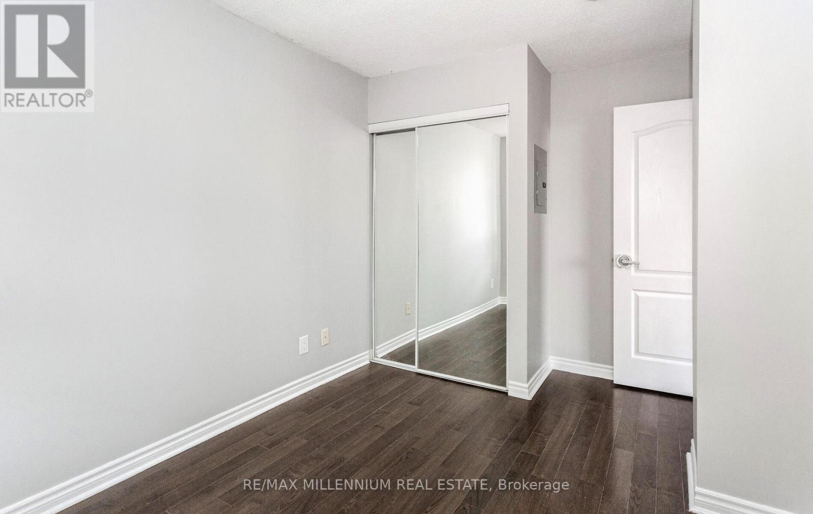 2111 - 4090 Living Arts Drive, Mississauga, Ontario  L5B 4M8 - Photo 39 - W13160534