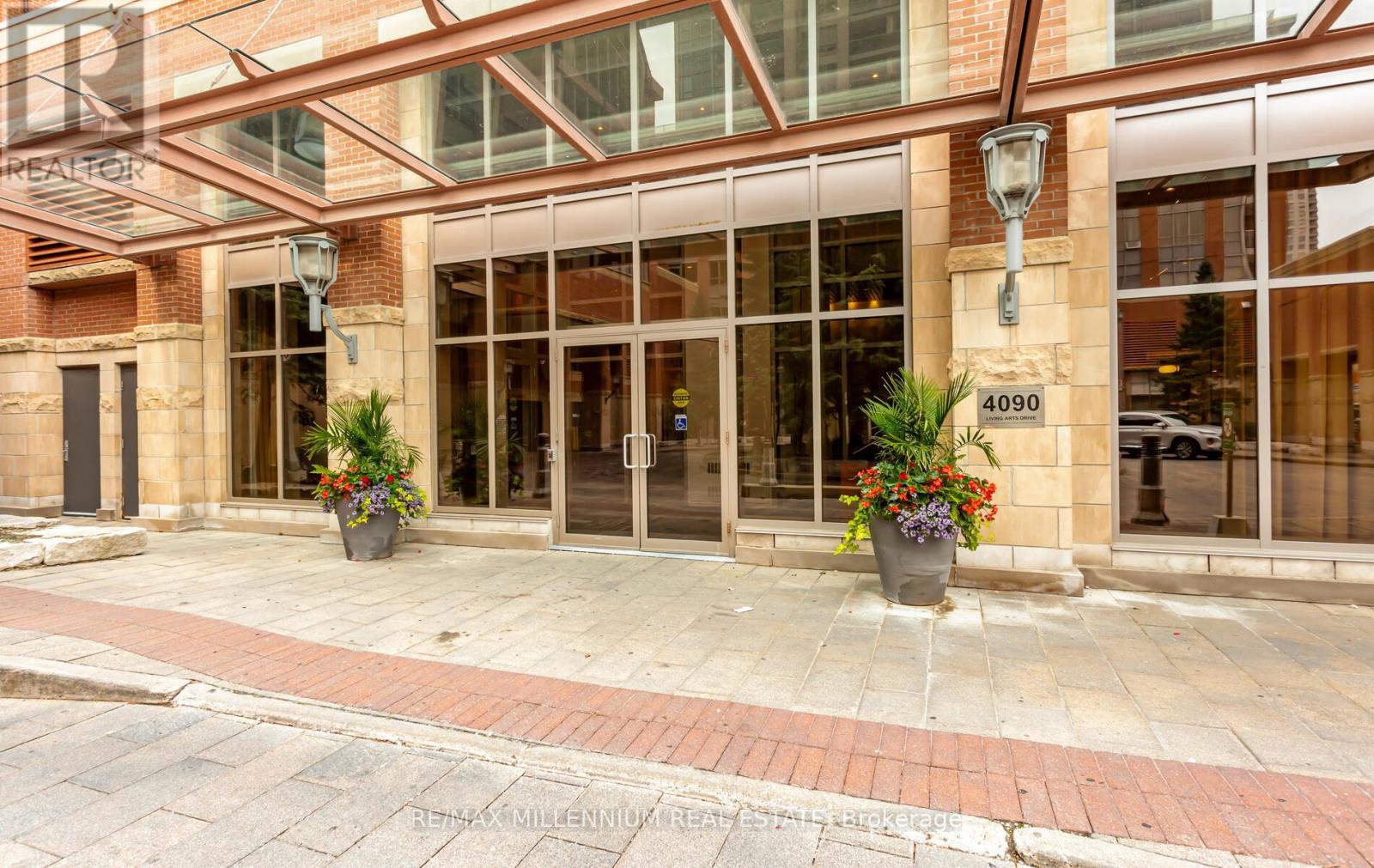 2111 - 4090 Living Arts Drive, Mississauga, Ontario  L5B 4M8 - Photo 5 - W13160534