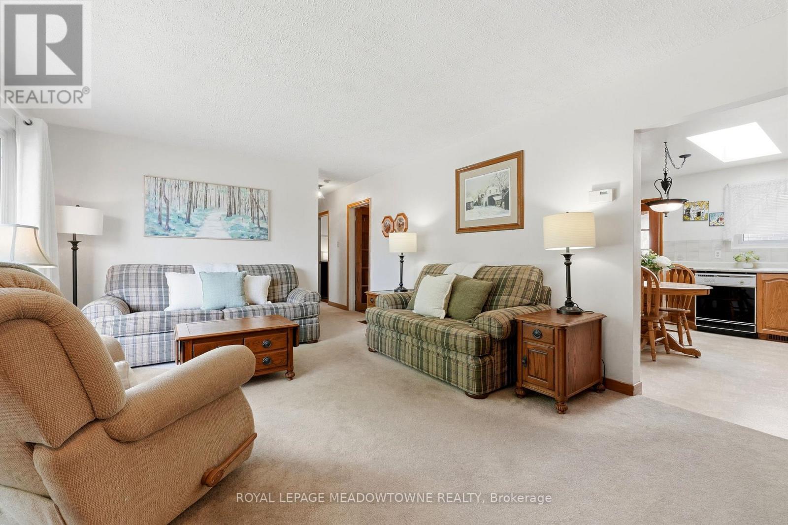 177 Delrex Boulevard, Halton Hills, Ontario  L7G 4E4 - Photo 4 - W13160544