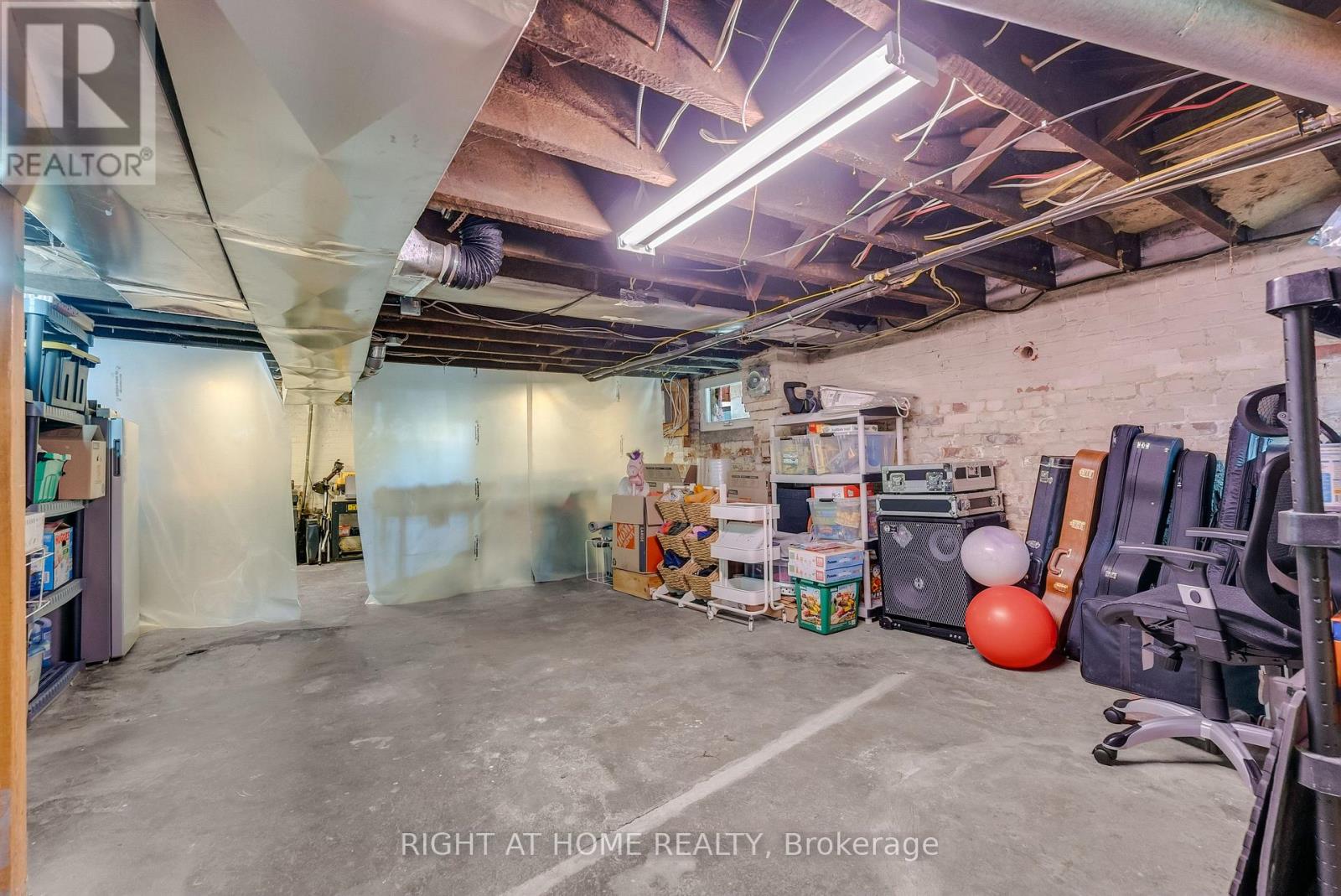 118 Lansdowne Avenue, Toronto, Ontario  M6K 2V9 - Photo 42 - W13160600
