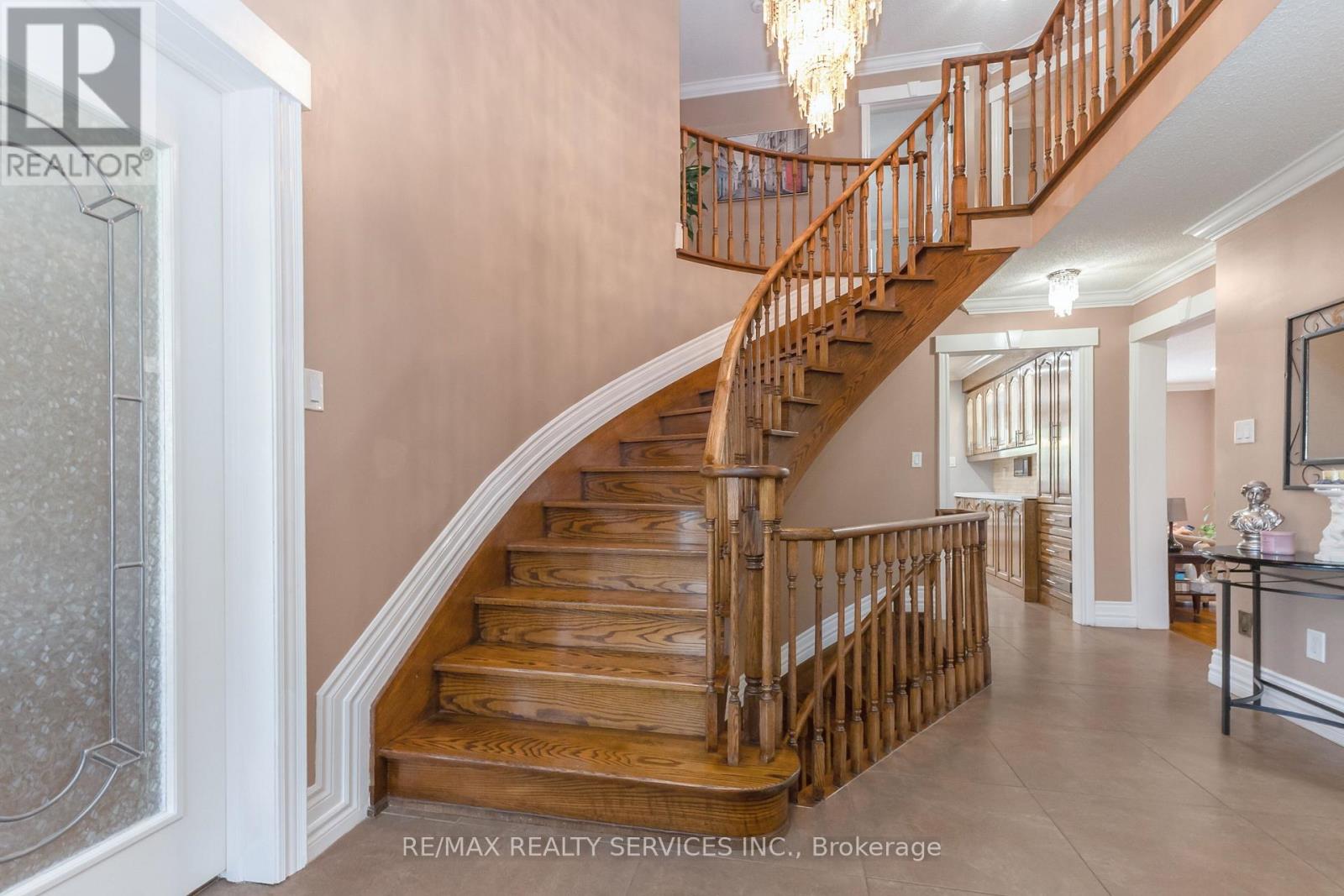 29 Chestnut Avenue S, Brampton, Ontario  L6X 2A6 - Photo 11 - W13160656