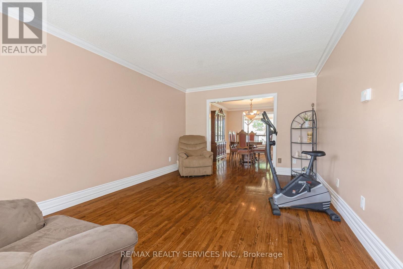 29 Chestnut Avenue S, Brampton, Ontario  L6X 2A6 - Photo 13 - W13160656