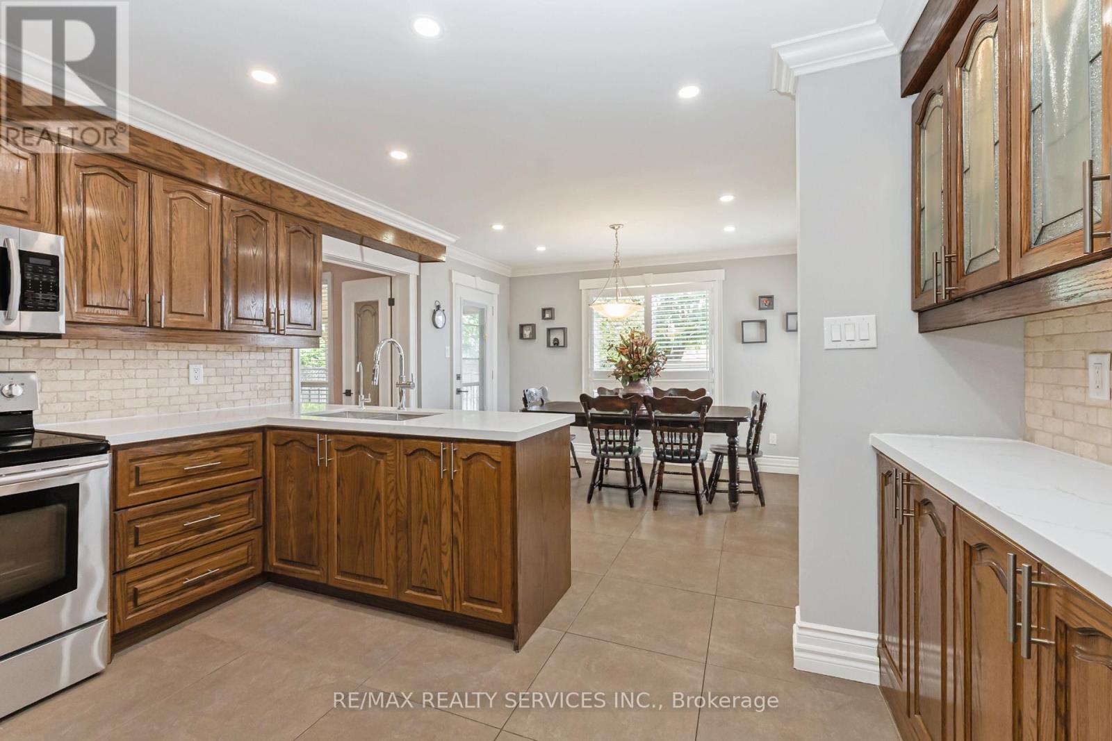 29 Chestnut Avenue S, Brampton, Ontario  L6X 2A6 - Photo 19 - W13160656