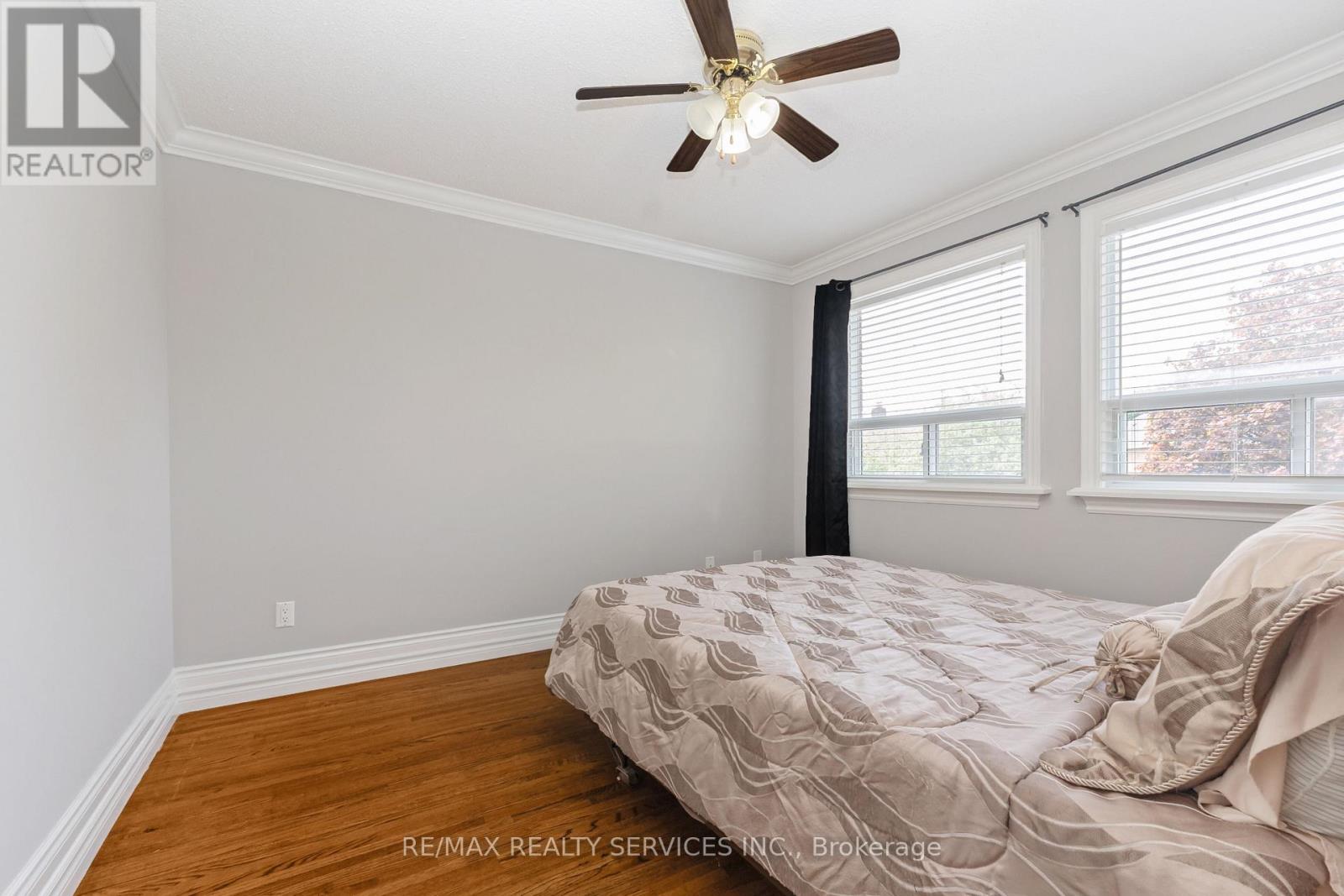 29 Chestnut Avenue S, Brampton, Ontario  L6X 2A6 - Photo 34 - W13160656