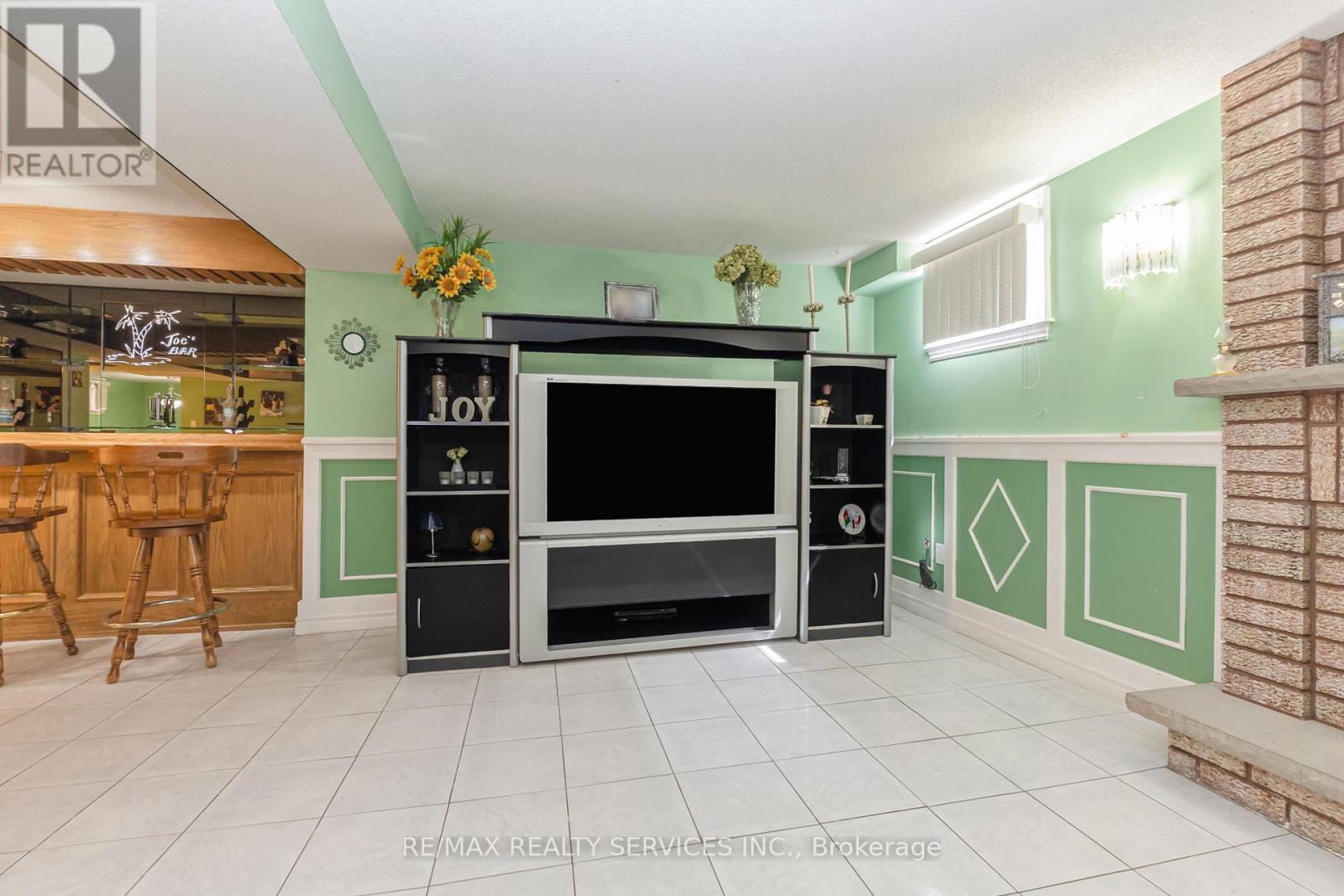 29 Chestnut Avenue S, Brampton, Ontario  L6X 2A6 - Photo 42 - W13160656