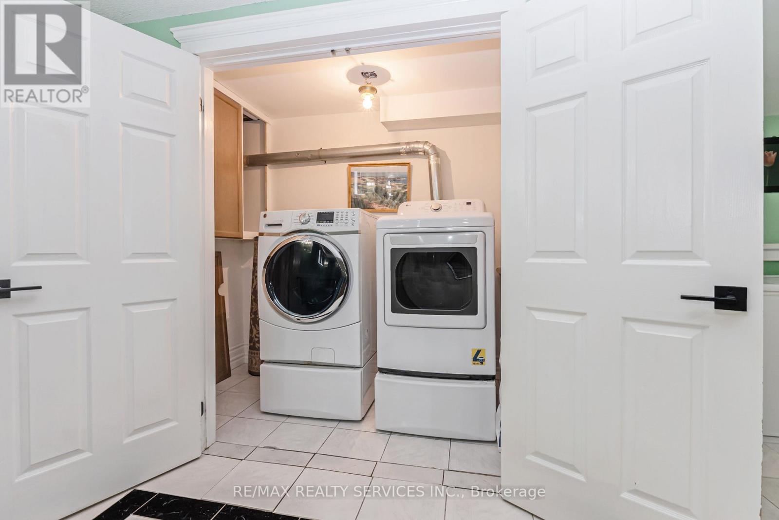 29 Chestnut Avenue S, Brampton, Ontario  L6X 2A6 - Photo 47 - W13160656