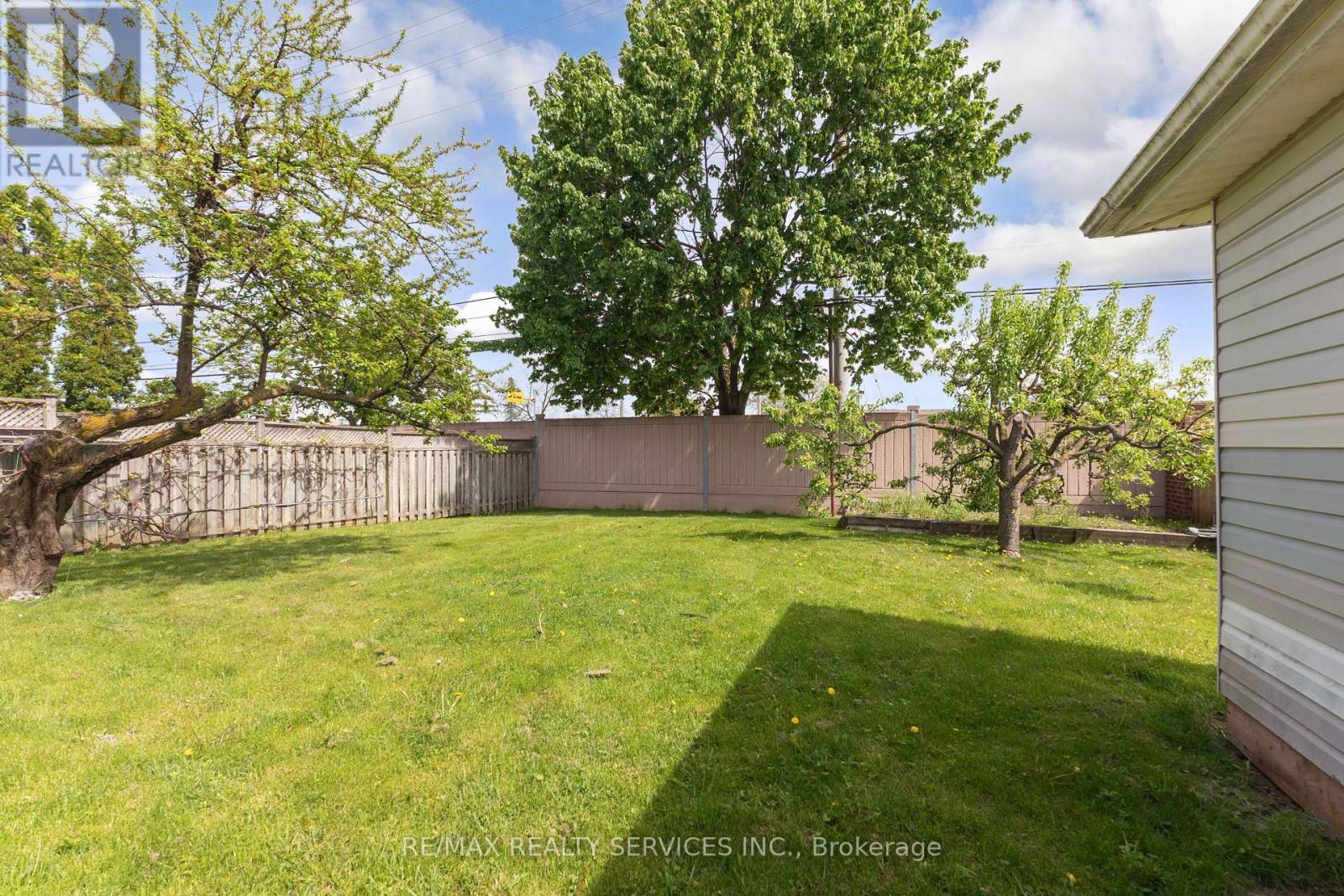29 Chestnut Avenue S, Brampton, Ontario  L6X 2A6 - Photo 50 - W13160656