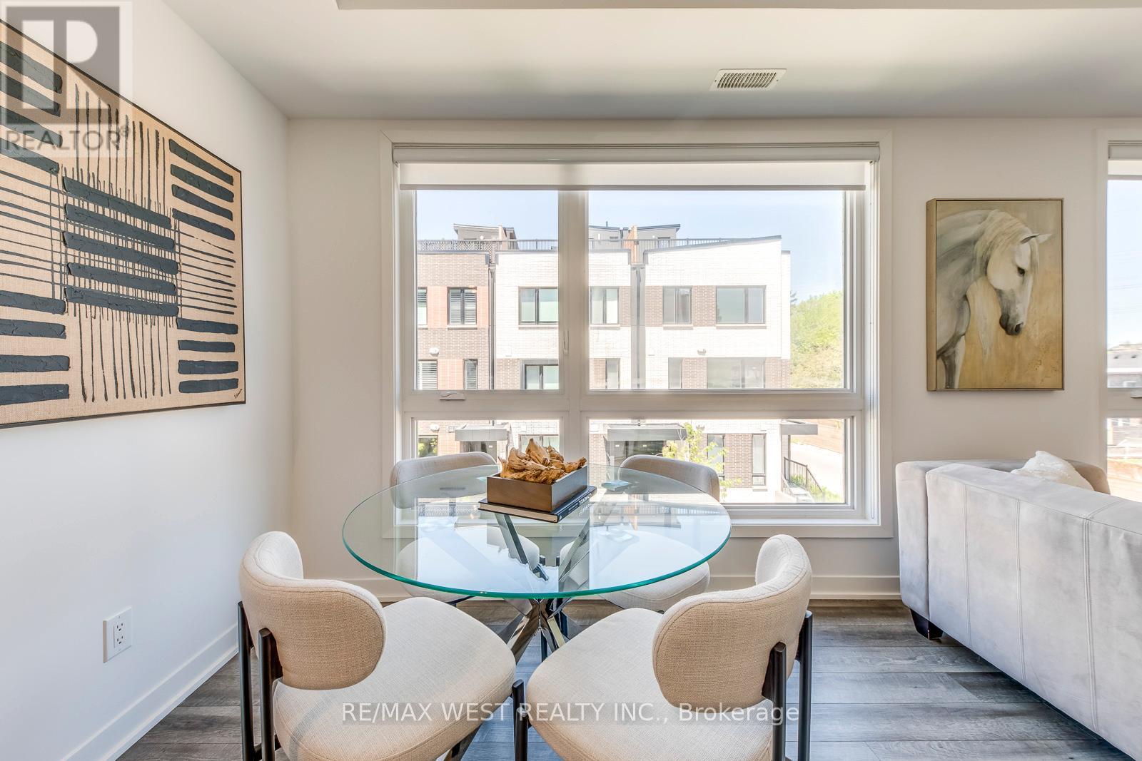 14 - 30 Ed Clark Gardens Boulevard, Toronto, Ontario  M6N 0B5 - Photo 14 - W13160658