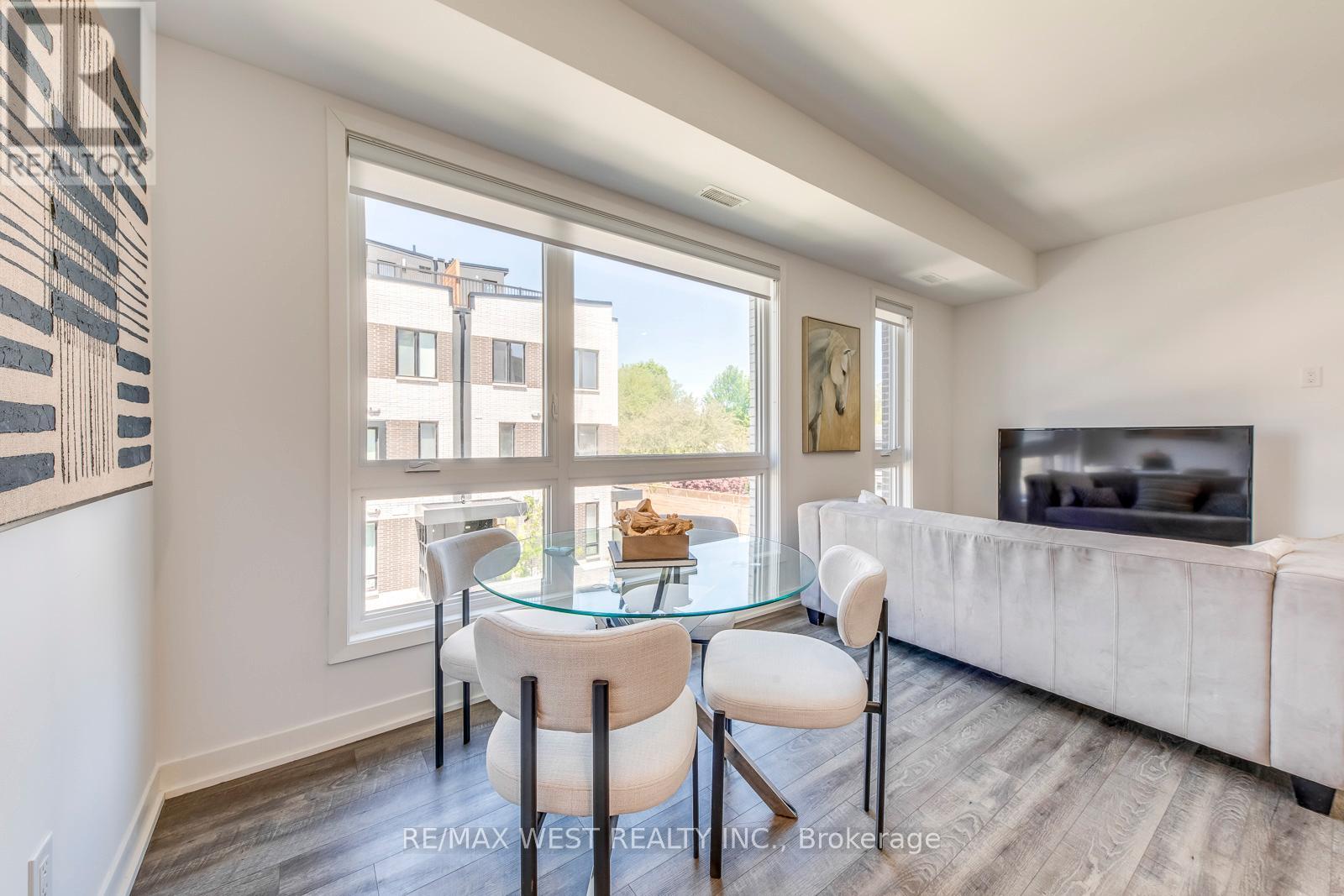 14 - 30 Ed Clark Gardens Boulevard, Toronto, Ontario  M6N 0B5 - Photo 15 - W13160658