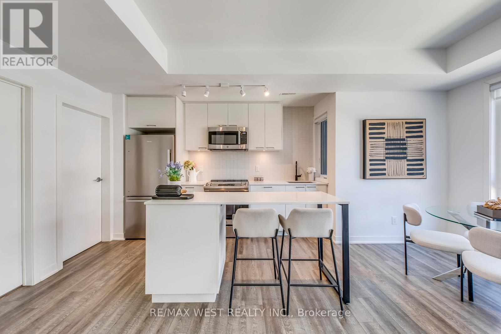 14 - 30 Ed Clark Gardens Boulevard, Toronto, Ontario  M6N 0B5 - Photo 16 - W13160658