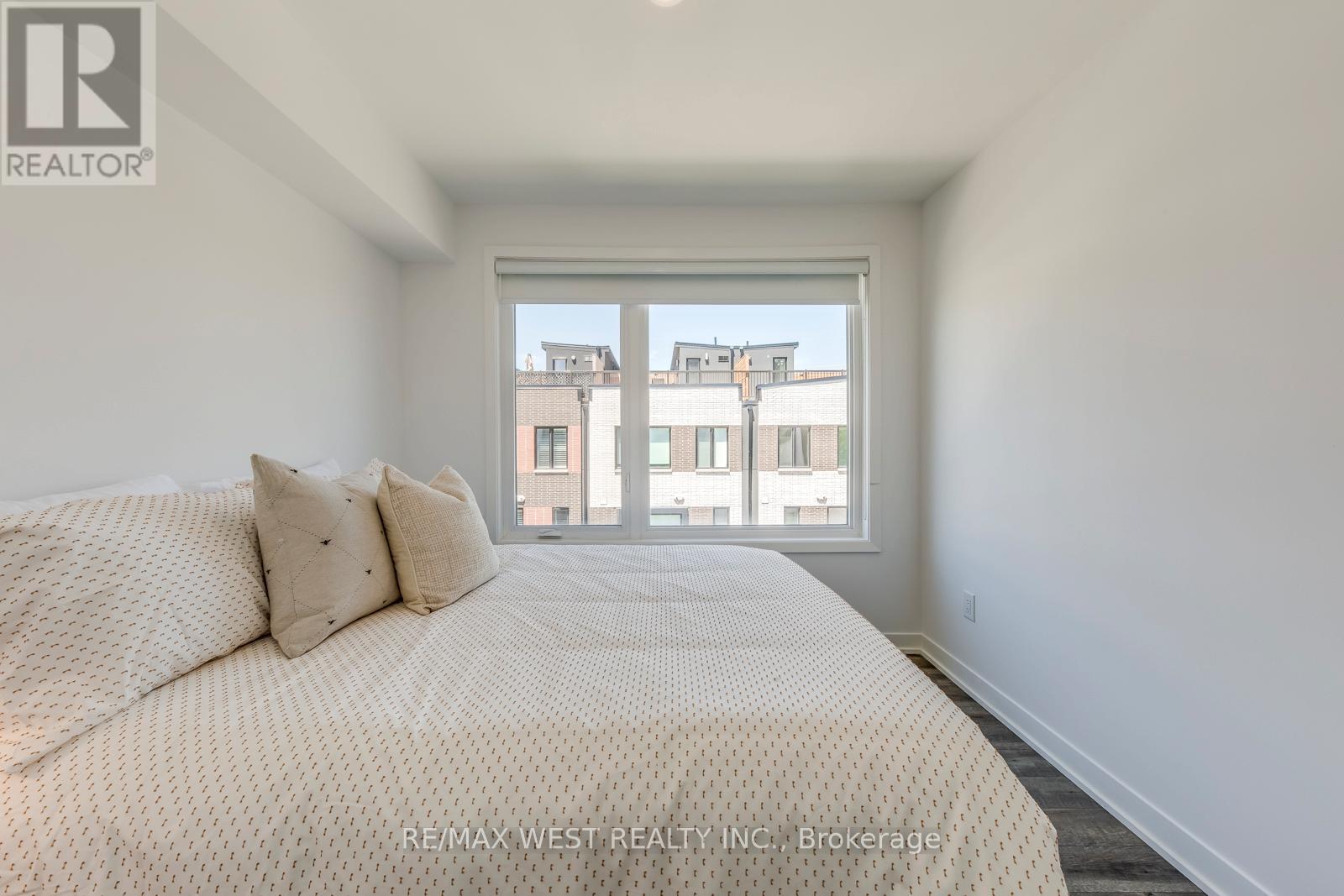 14 - 30 Ed Clark Gardens Boulevard, Toronto, Ontario  M6N 0B5 - Photo 30 - W13160658