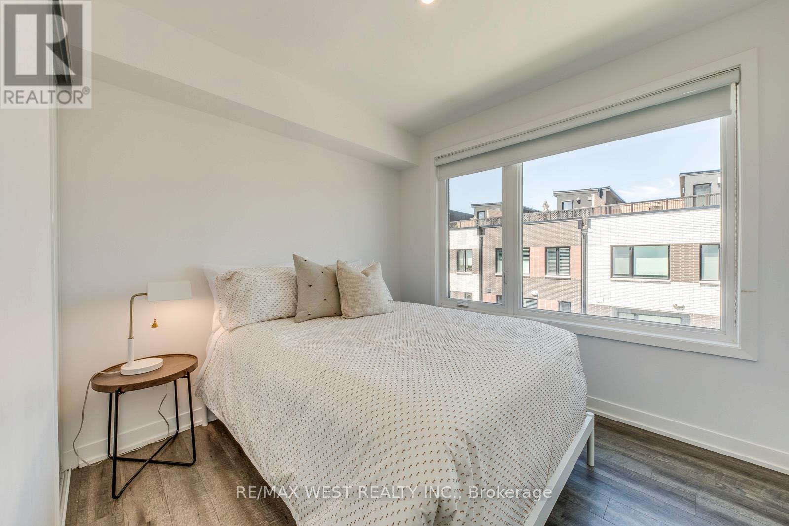 14 - 30 Ed Clark Gardens Boulevard, Toronto, Ontario  M6N 0B5 - Photo 31 - W13160658
