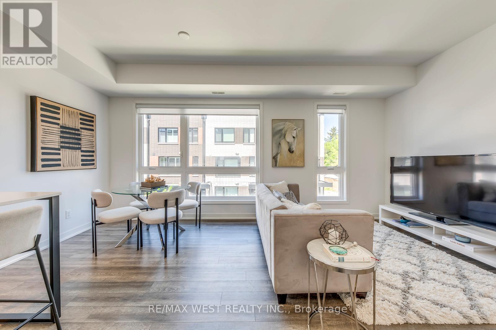 14 - 30 Ed Clark Gardens Boulevard, Toronto, Ontario  M6N 0B5 - Photo 7 - W13160658