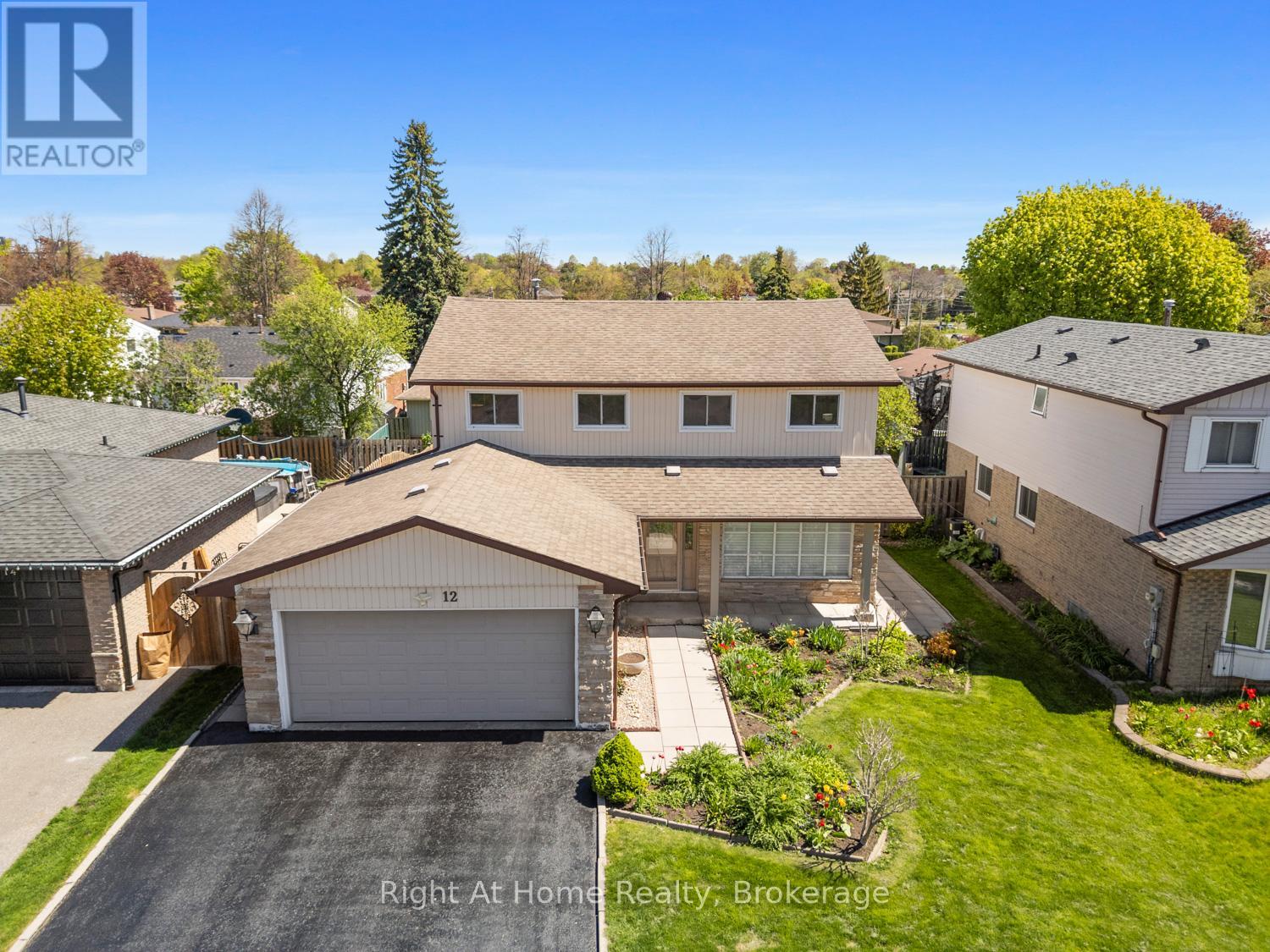12 Pittmann Crescent, Ajax (South West), Ontario L1S 3G3 - Photo 1 - E13160722